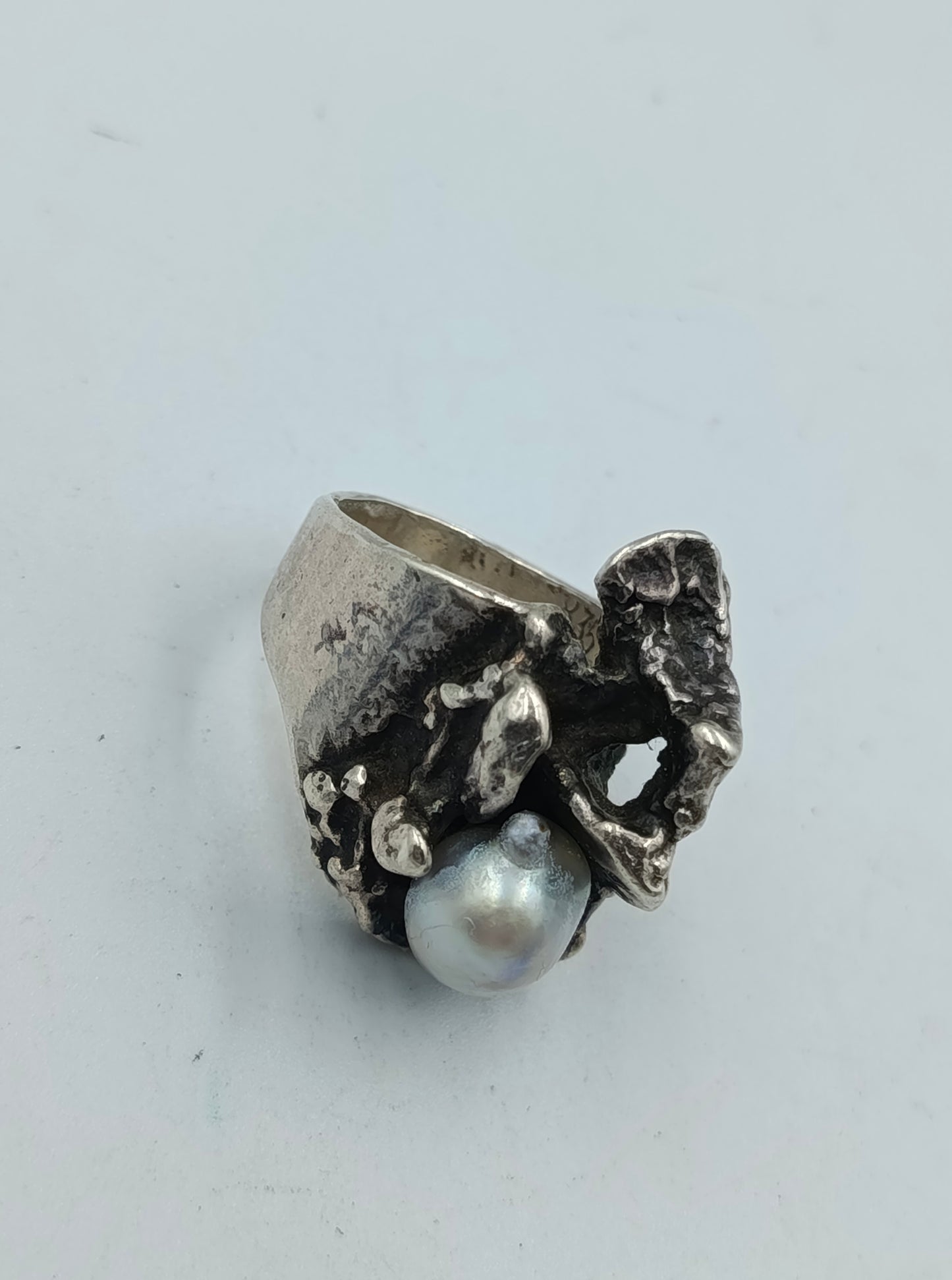 Künstlerischer 835 Silberring mit Zuchtperle