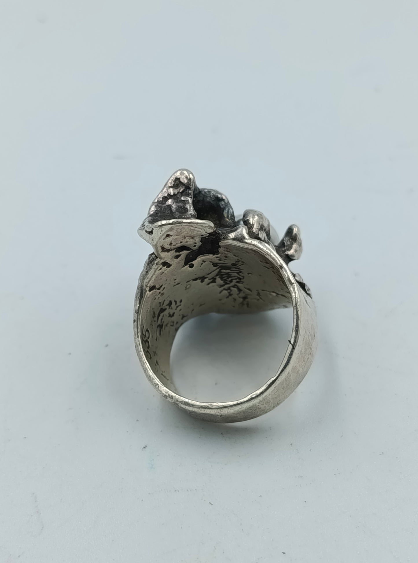 Künstlerischer 835 Silberring mit Zuchtperle