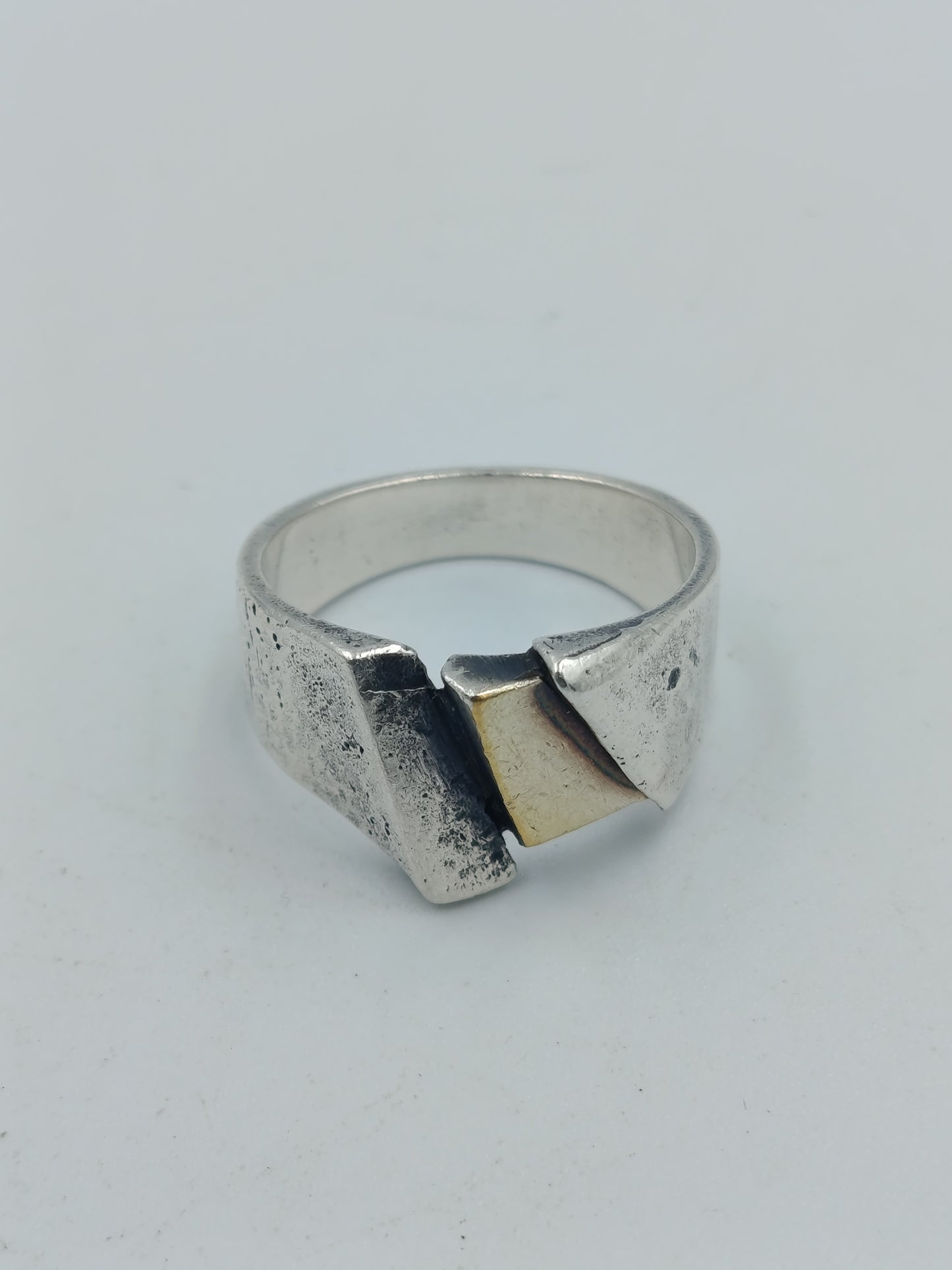 Silberring mit Golddetail