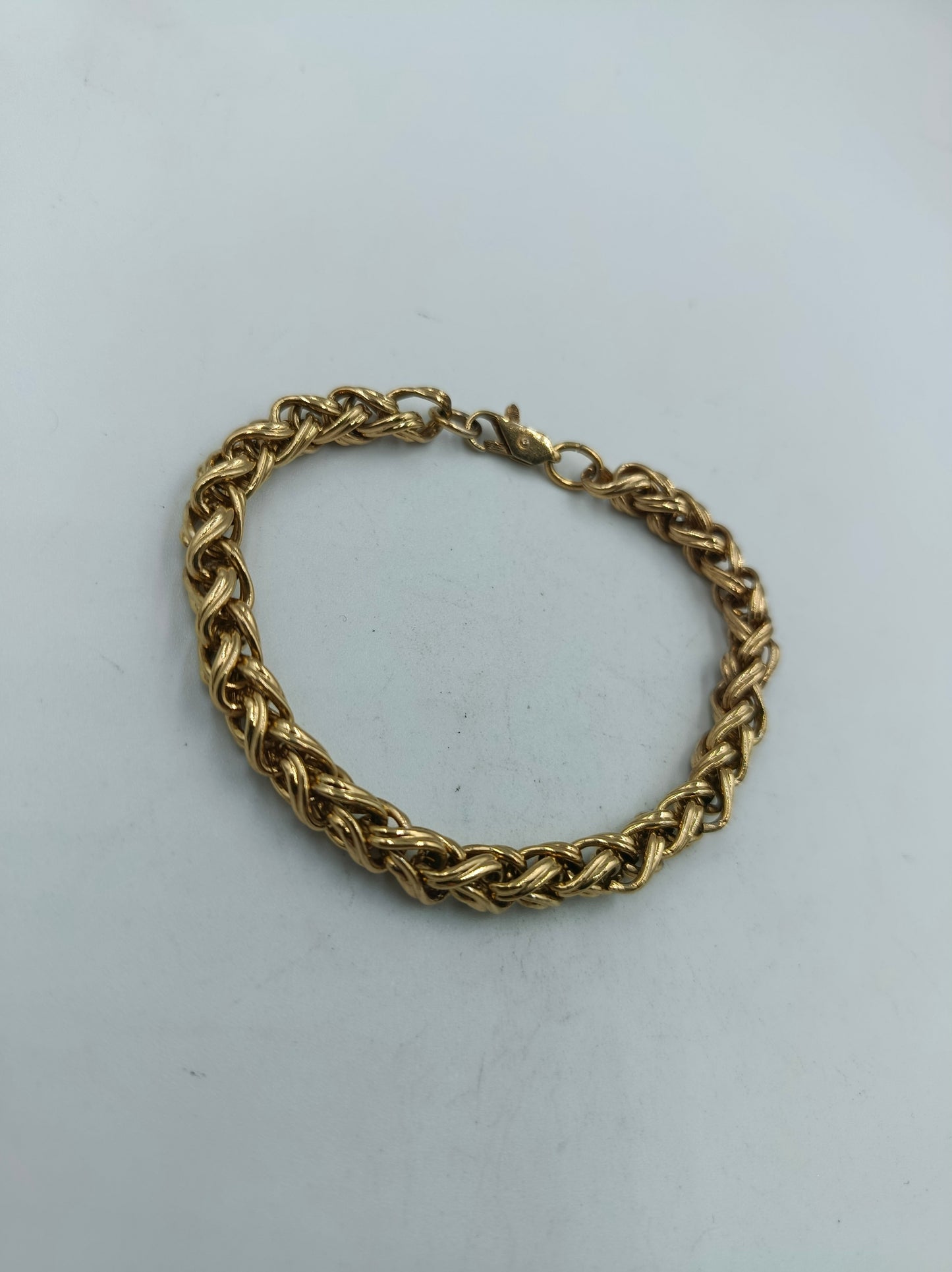 Elegantes vergoldetes Armband mit geflochtener Gliederstruktur  klassisches Design 19 cm