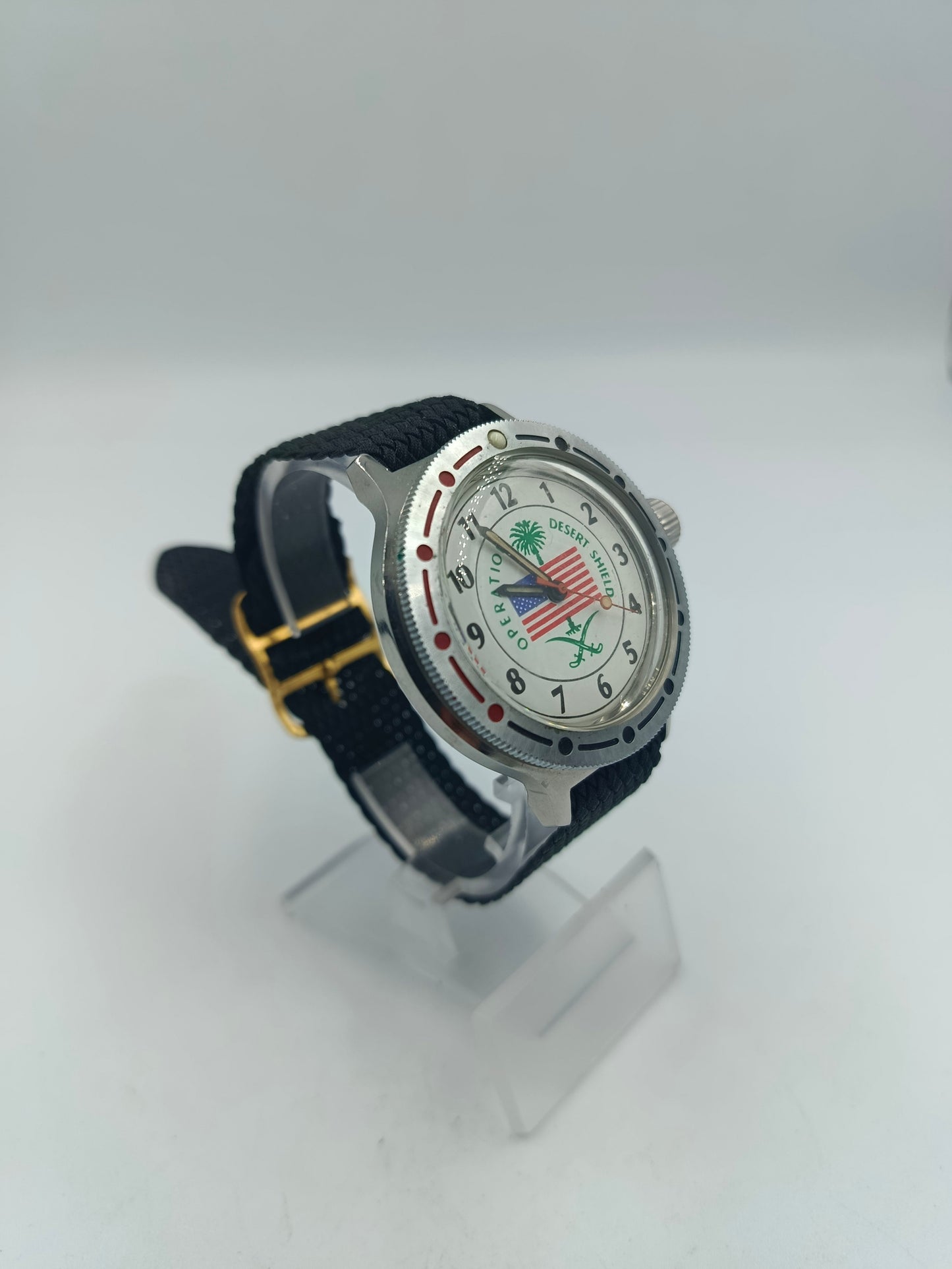 Vostok Komandirskie Operation Desert Shield Automatik Armbanduhr Sammlerstück