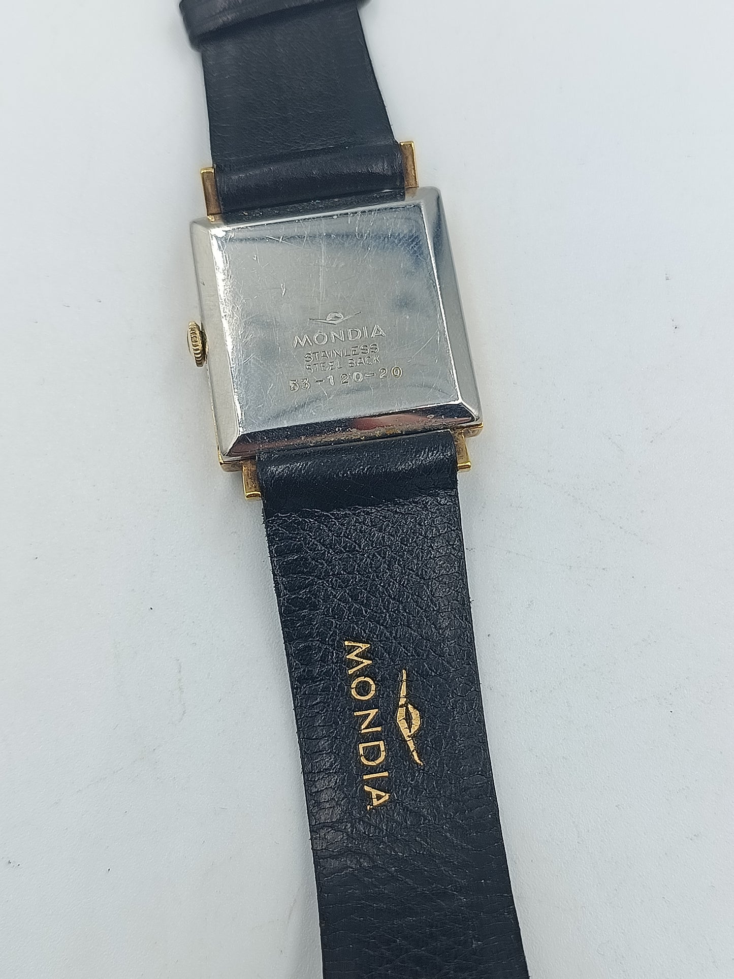 Mondia Swiss Vintage Herren Armbanduhr Rechteck Handaufzug Goldoptik Lederband