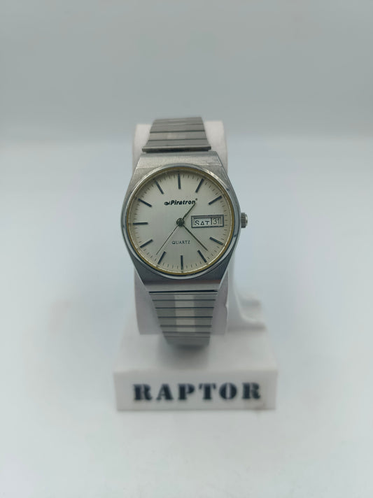 Piratron Herren Armbanduhr Vintage Quartz Edelstahl Day Date Silber