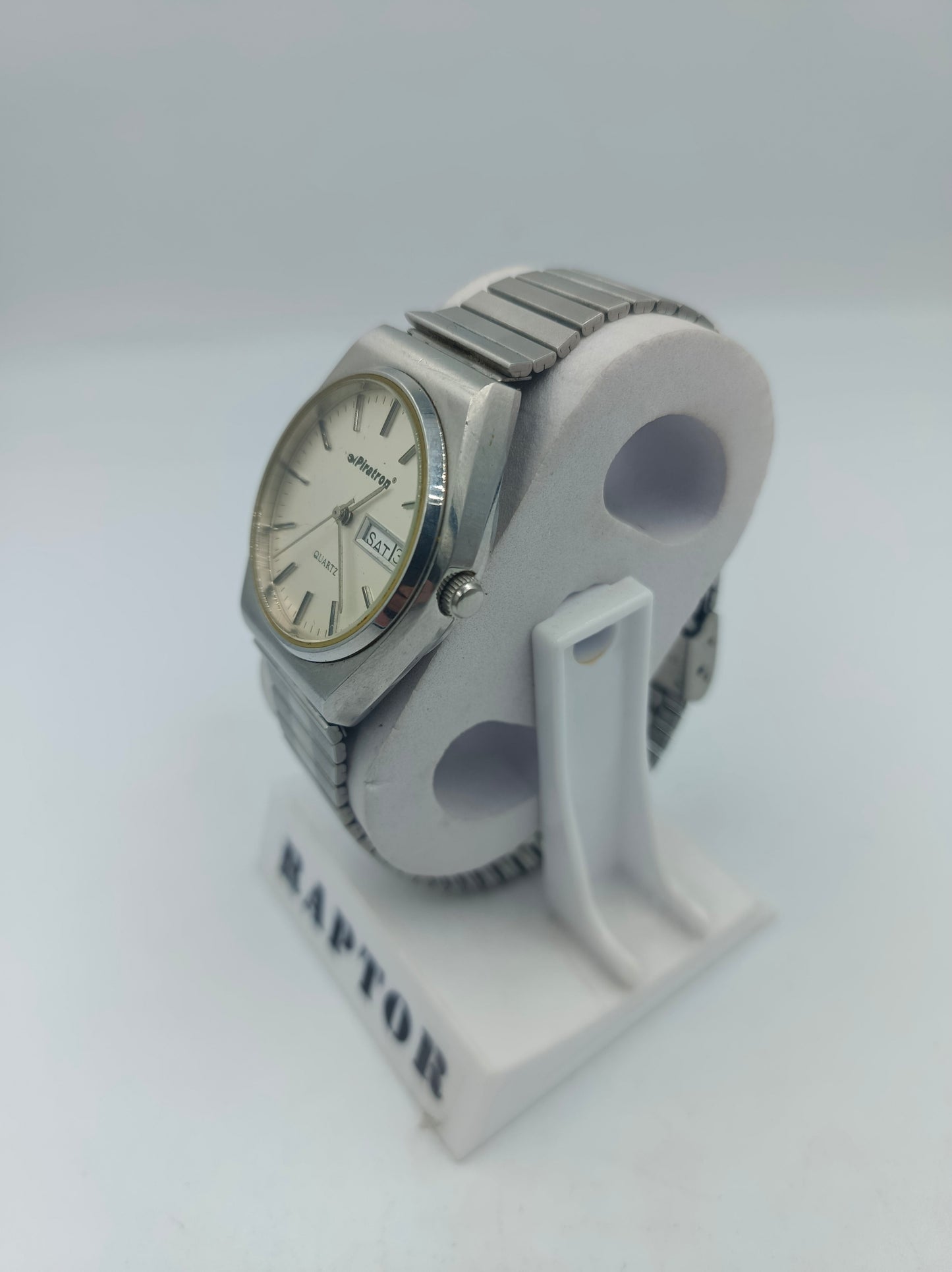 Piratron Herren Armbanduhr Vintage Quartz Edelstahl Day Date Silber