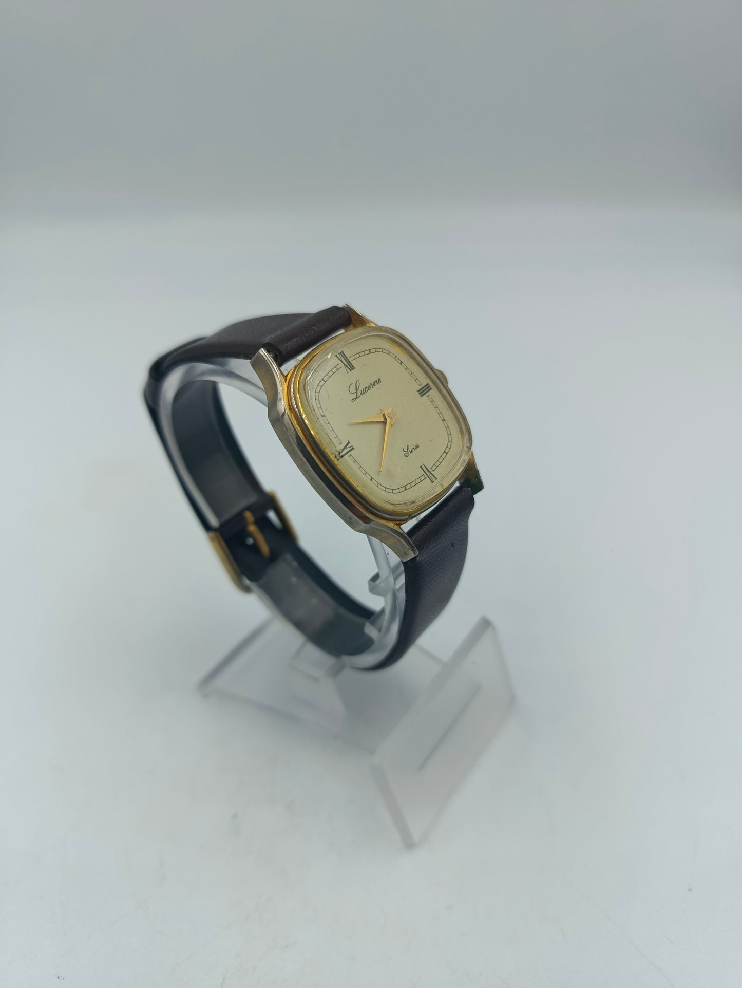 Lucerne Swiss Vintage Armbanduhr Handaufzug Goldton Lederband