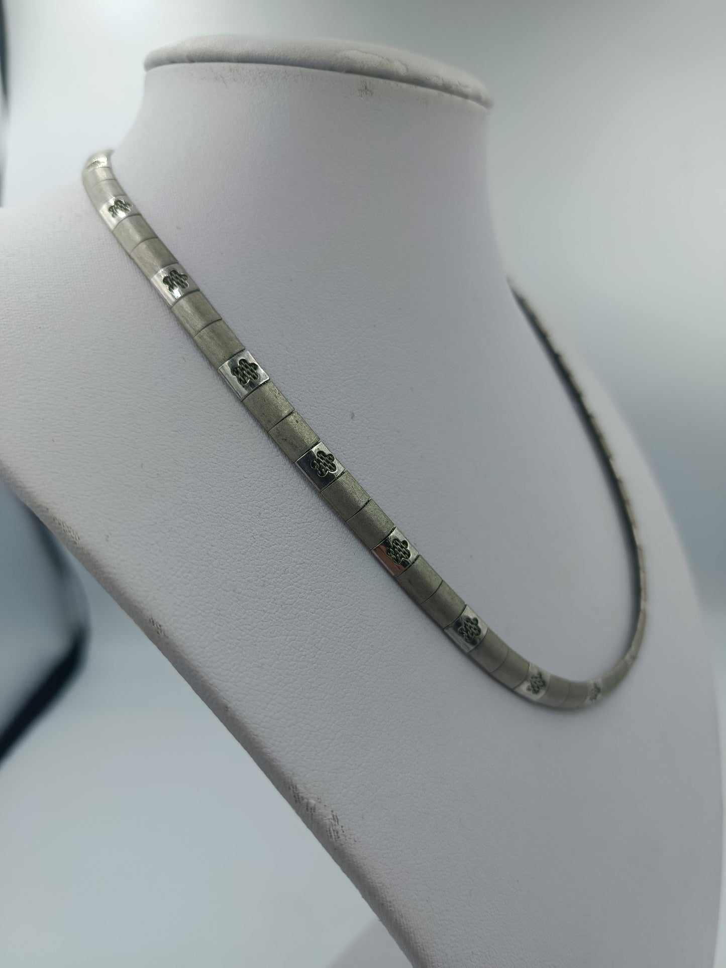 Schmuckset Halskette und Armband Silberfarben Vintage Design