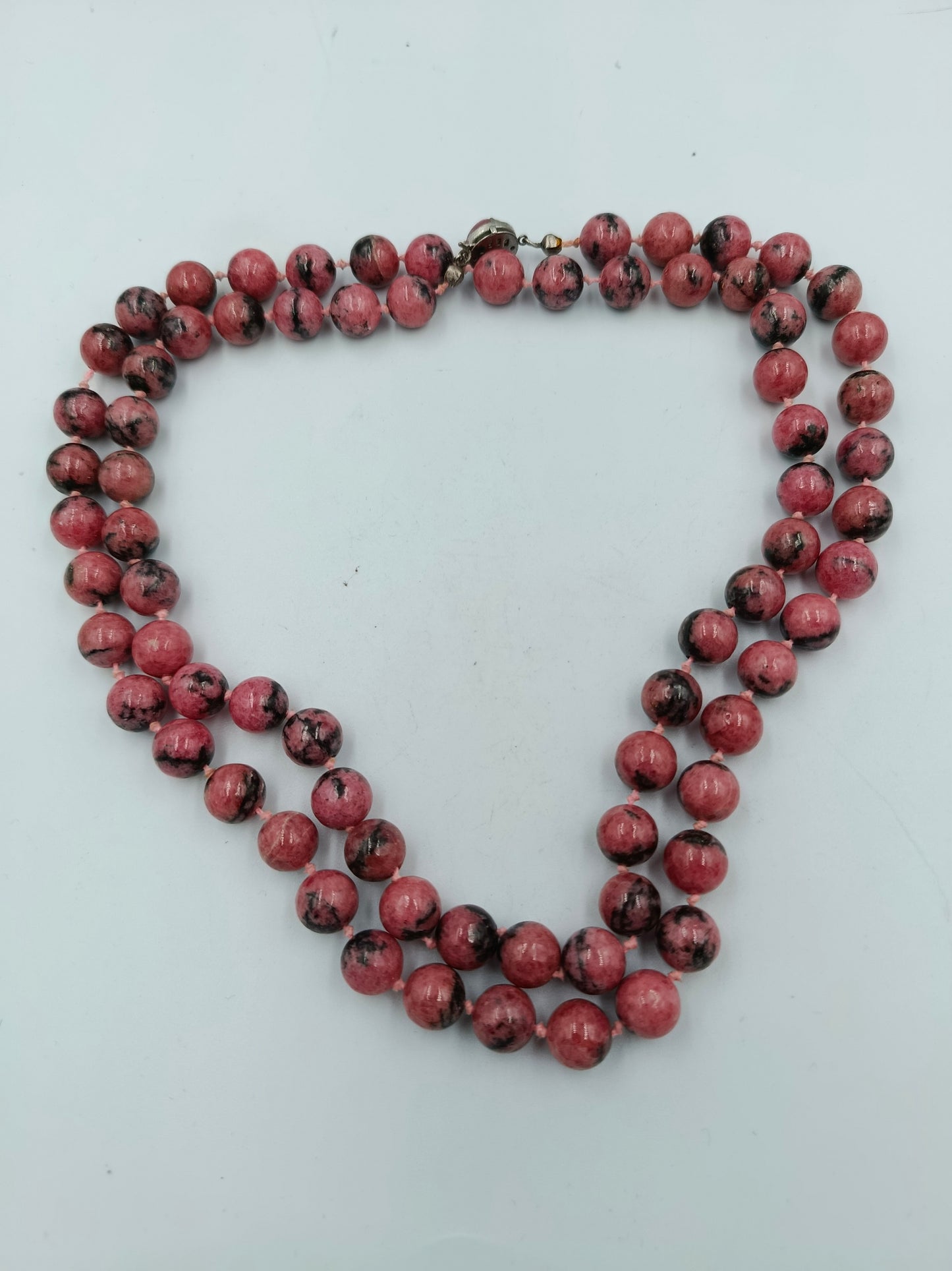 Rhodonit Edelstein Kette mit 835 Silberverschluss doppelt geknüpft