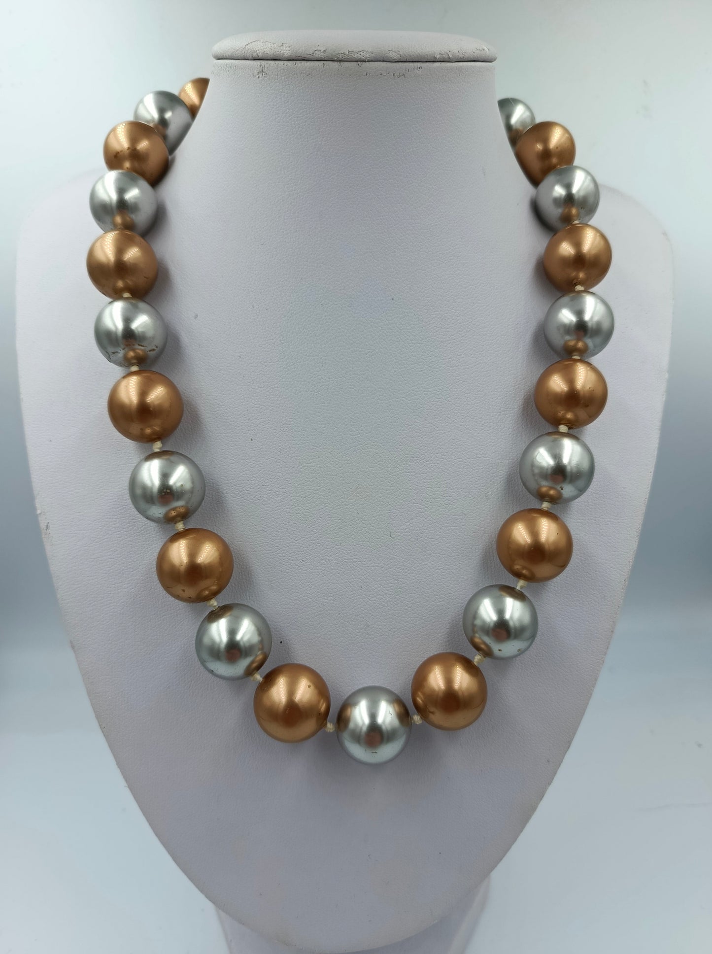 Statement Kette in Silber Gold Perlenoptik Vintage Design