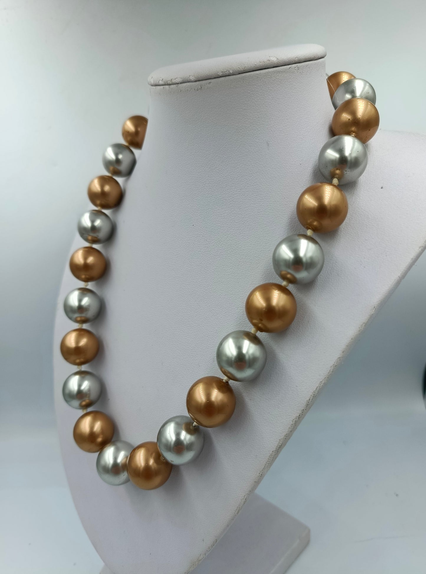 Statement Kette in Silber Gold Perlenoptik Vintage Design