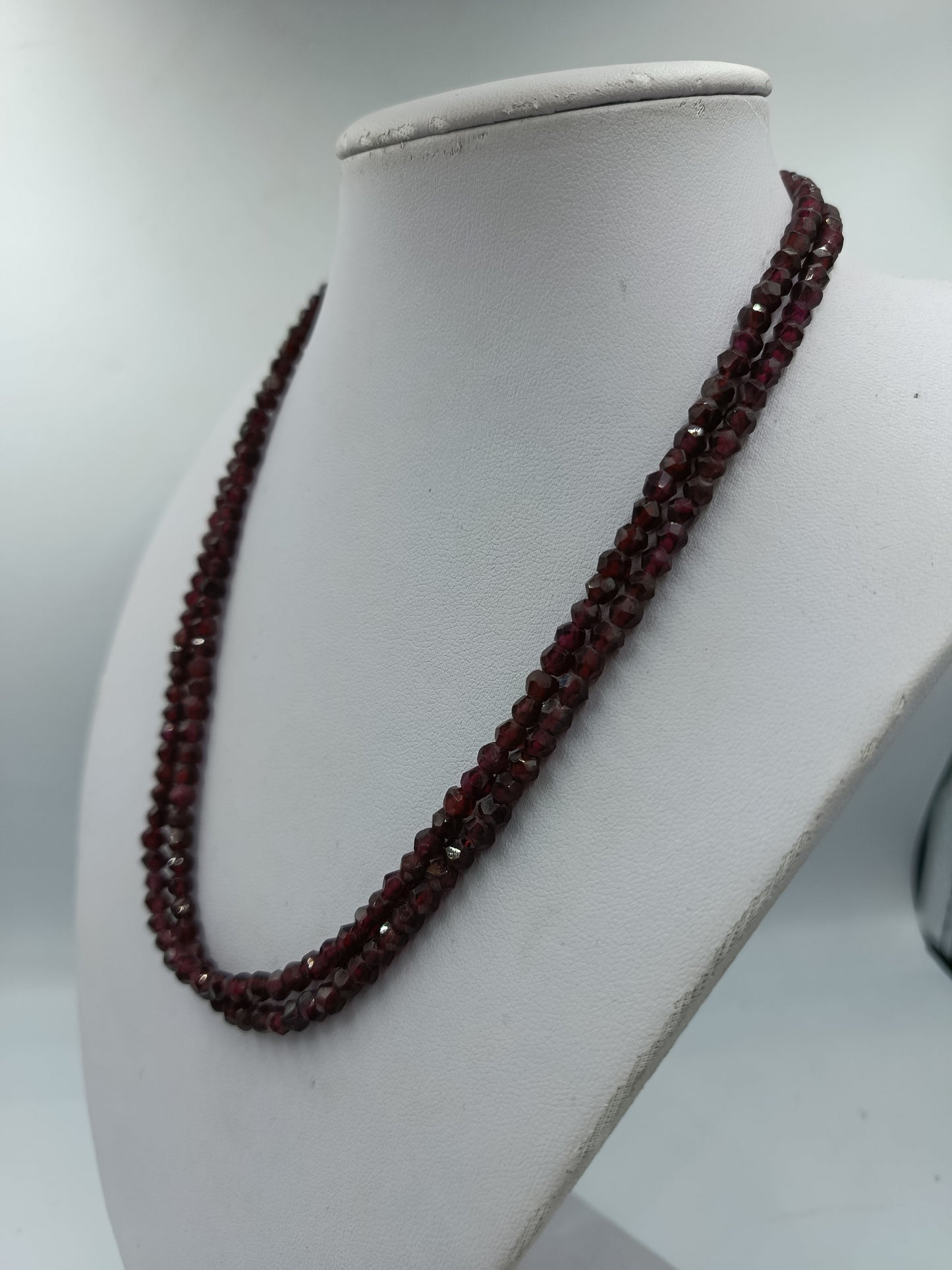 Doppelreihige Granatkette mit 925 Silberverschluss