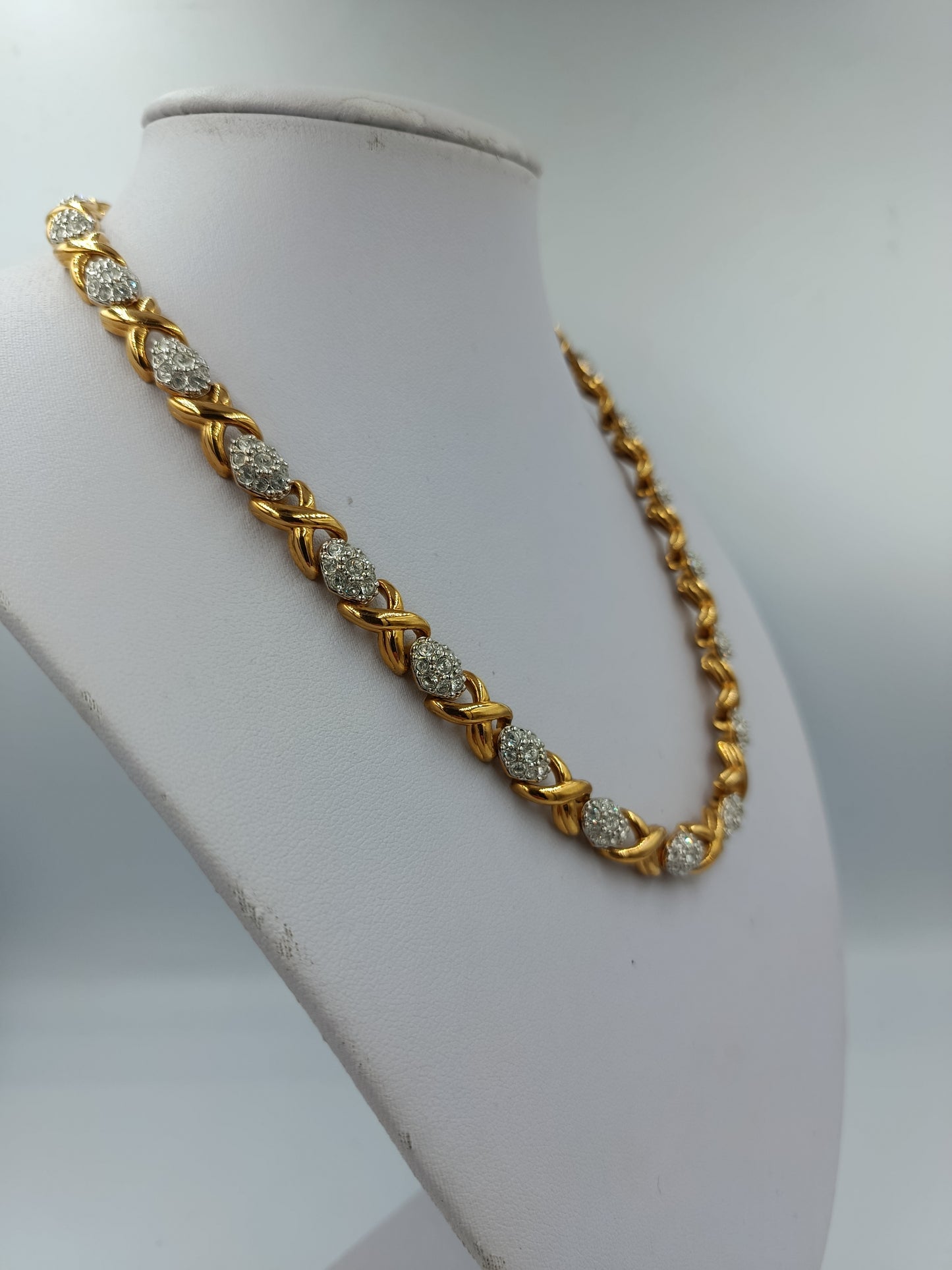 Swarovski Halskette in Goldoptik mit Kristallbesatz