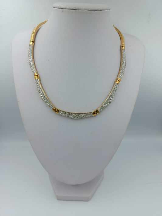 Swarovski Goldfarben Kristall Collier mit funkelnden Elementen