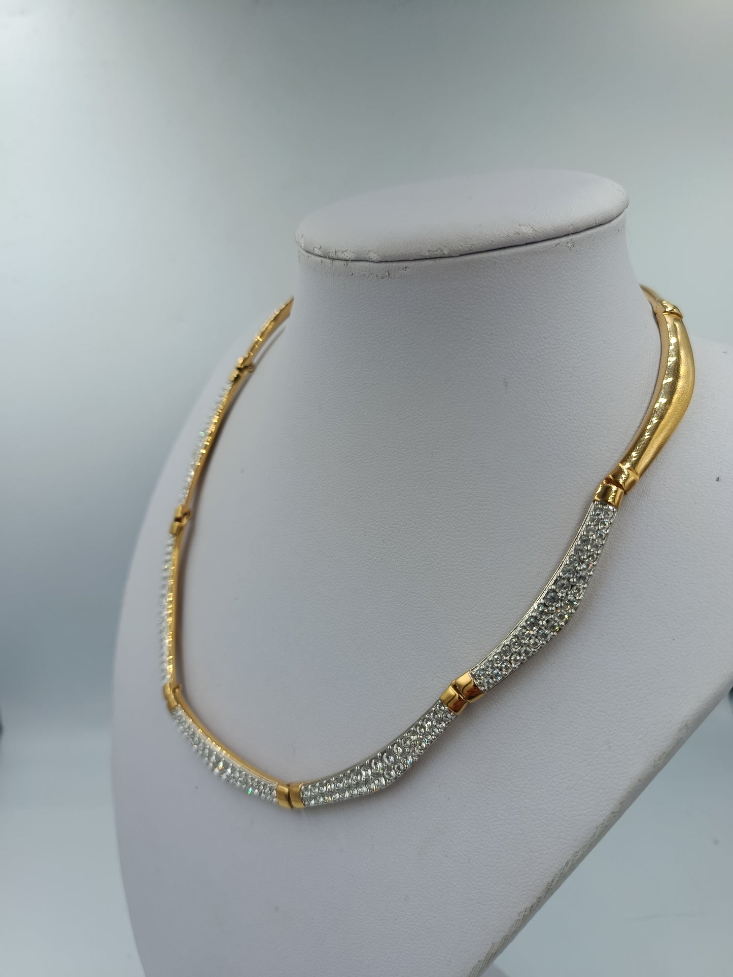 Swarovski Goldfarben Kristall Collier mit funkelnden Elementen