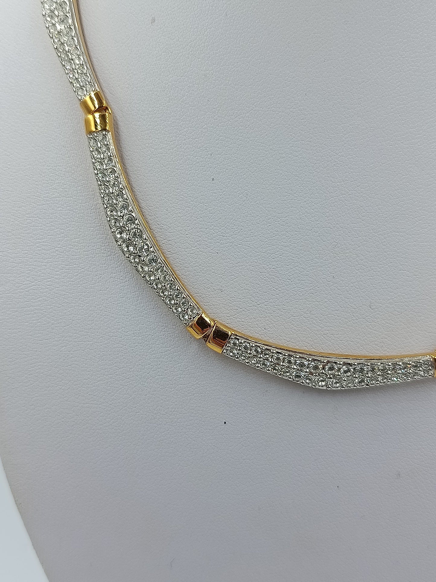 Swarovski Goldfarben Kristall Collier mit funkelnden Elementen