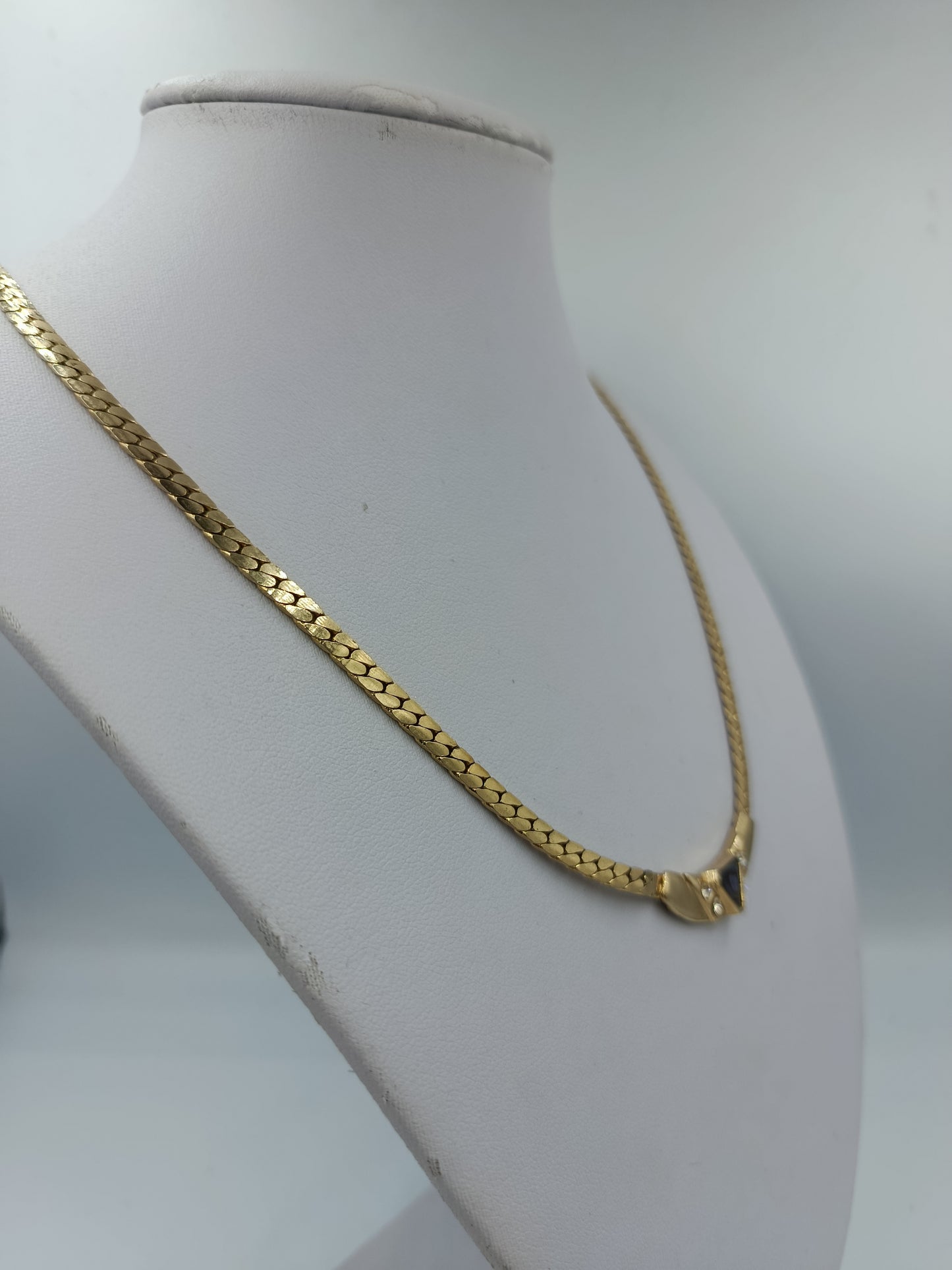 Vergoldete Kette mit Abalone Einlage und Kristallen