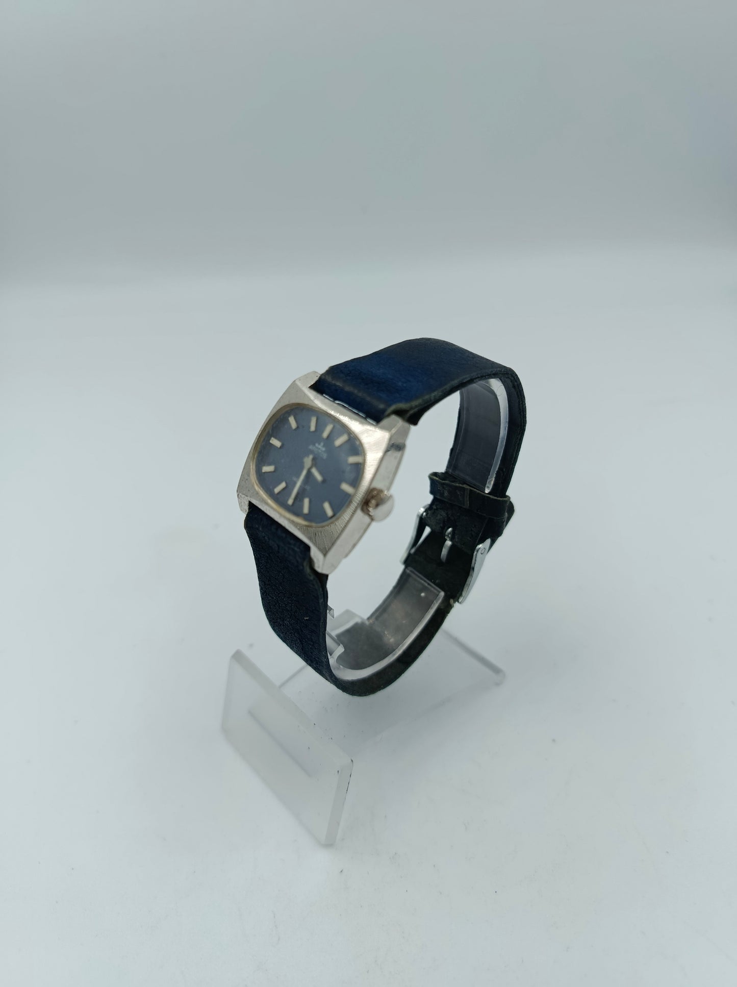 Arctos Damenarmbanduhr mit blauem Zifferblatt defekt