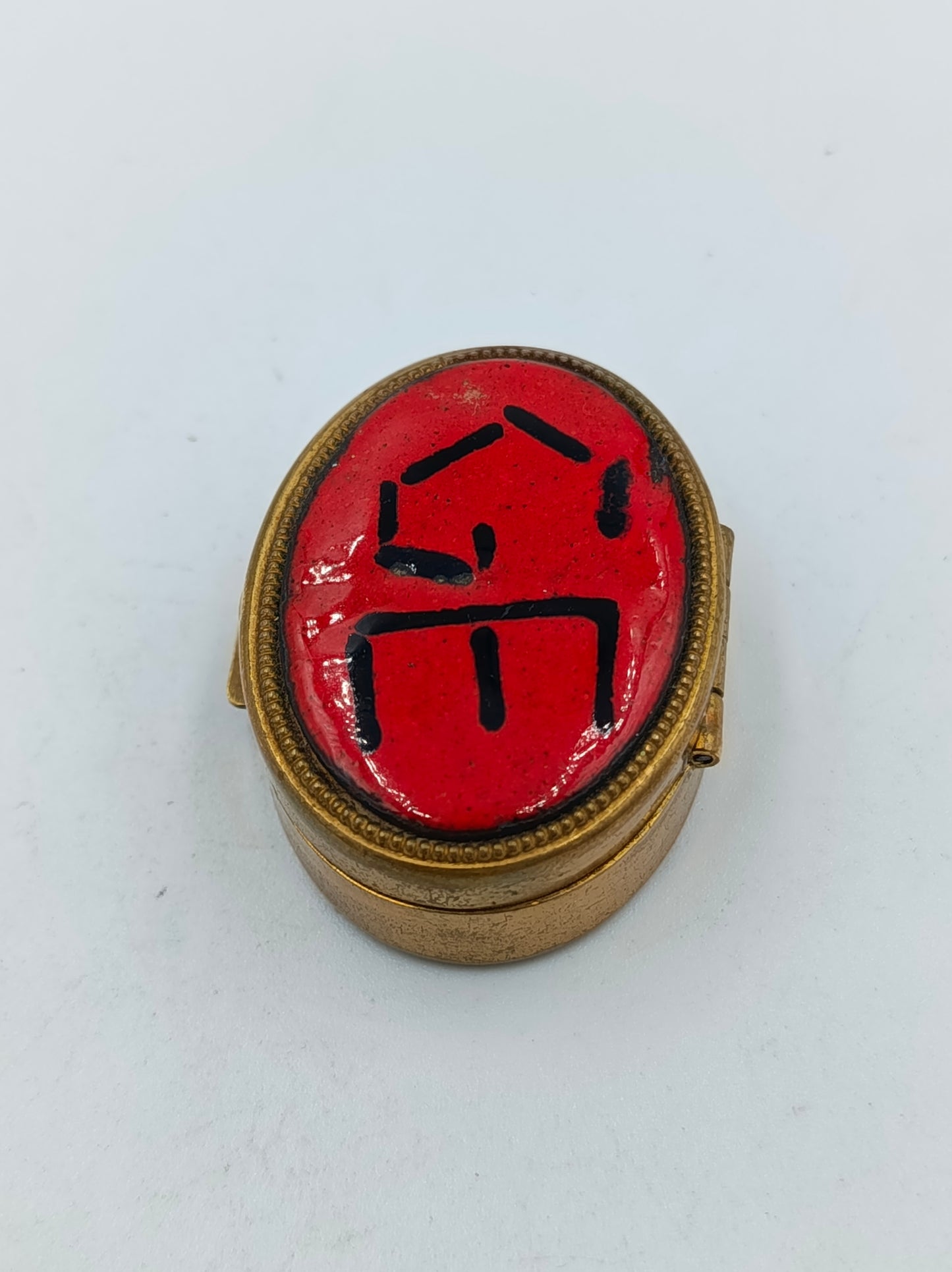 Kleine runde Schmuckdose Metall Goldfarben