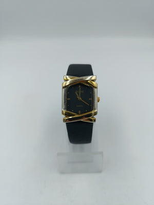 Scene Damenuhr mit schwarzem Lederarmband und Gold Akzenten