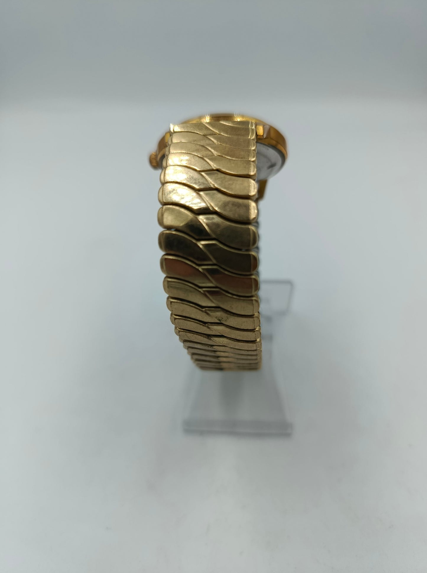 Junghans Trilastic Herrenarmbanduhr mit goldfarbenem Gehäuse