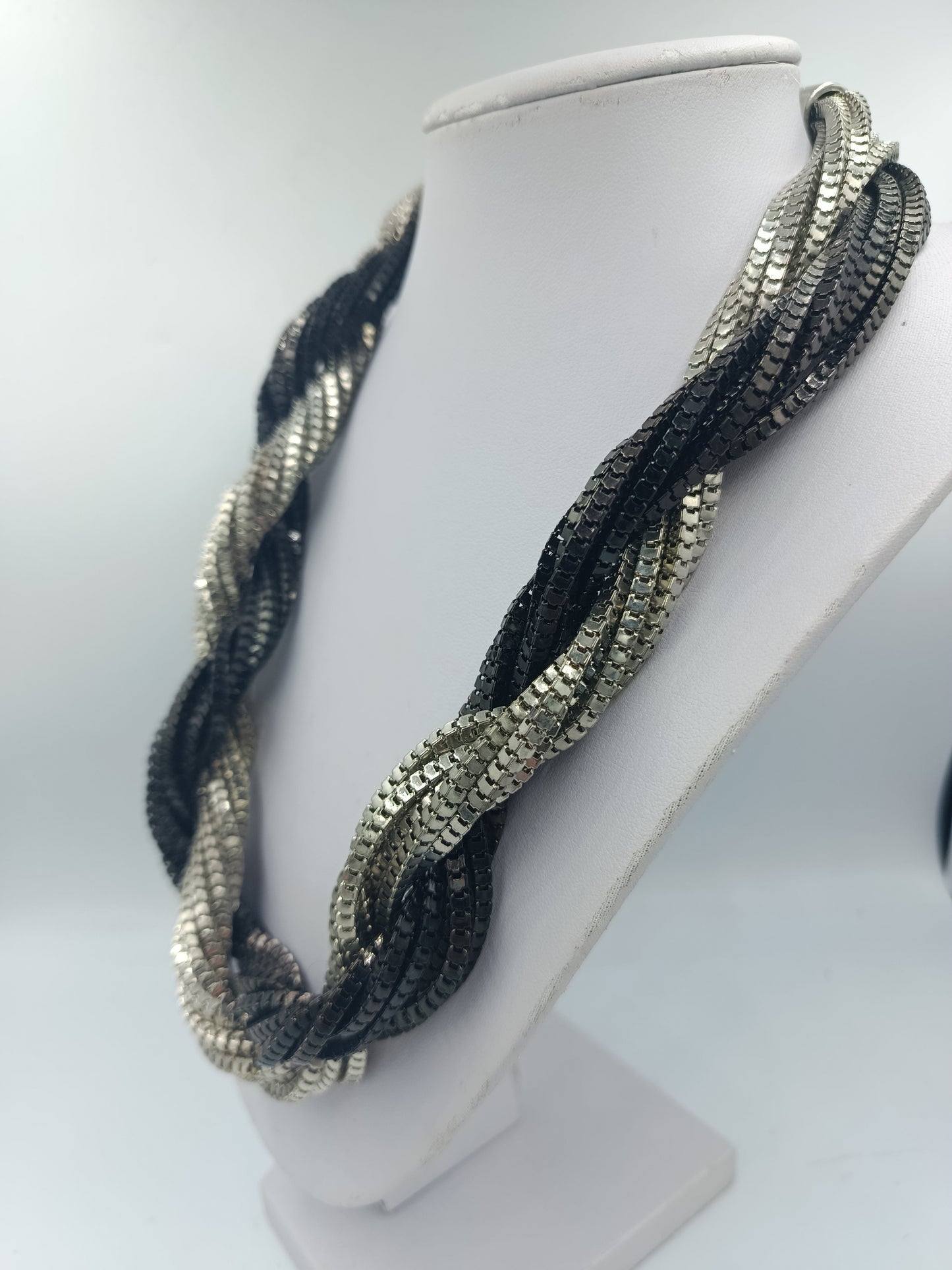 Statement Halskette Schwarz Silber Geflochten Metalloptik