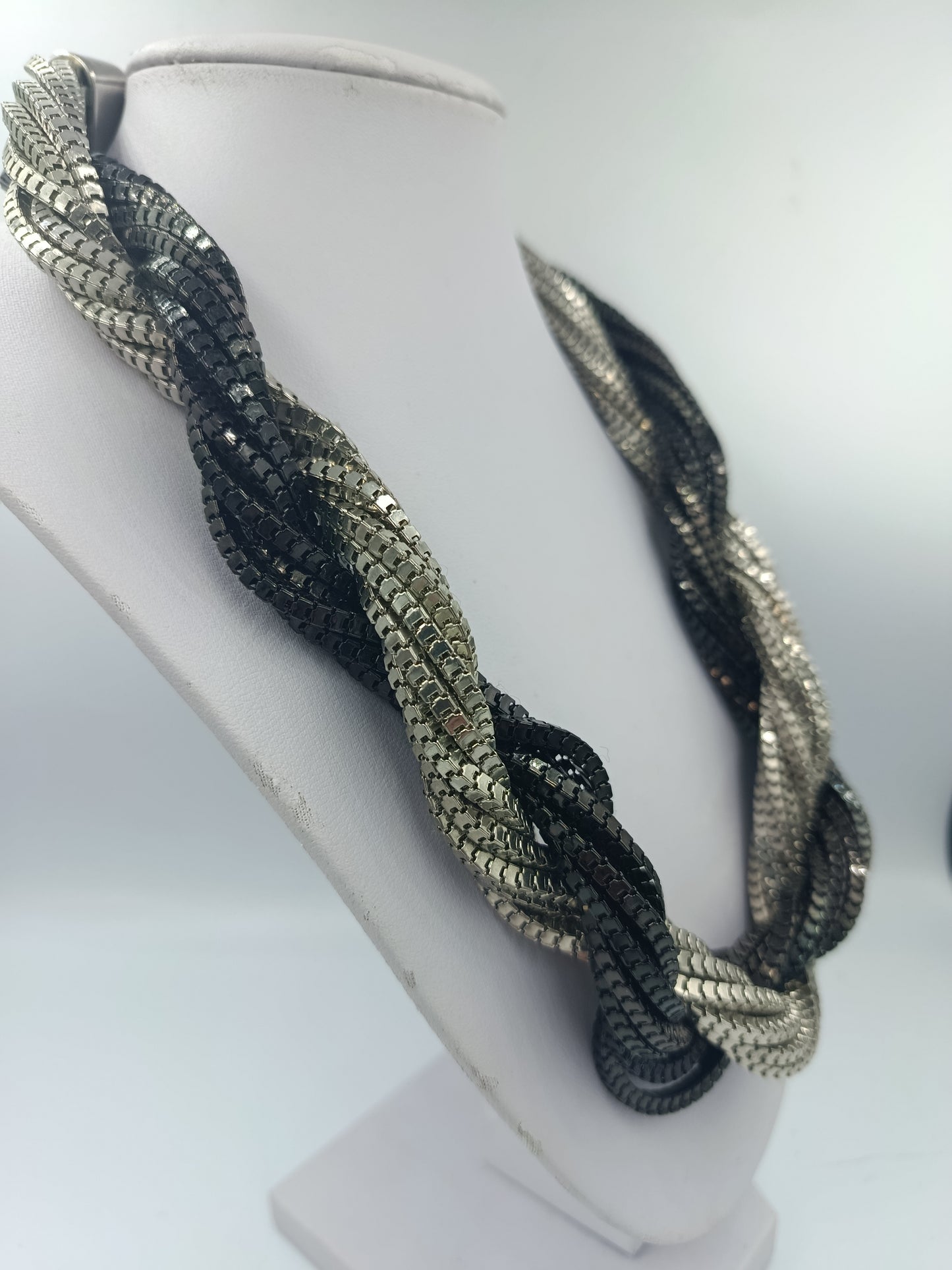 Statement Halskette Schwarz Silber Geflochten Metalloptik