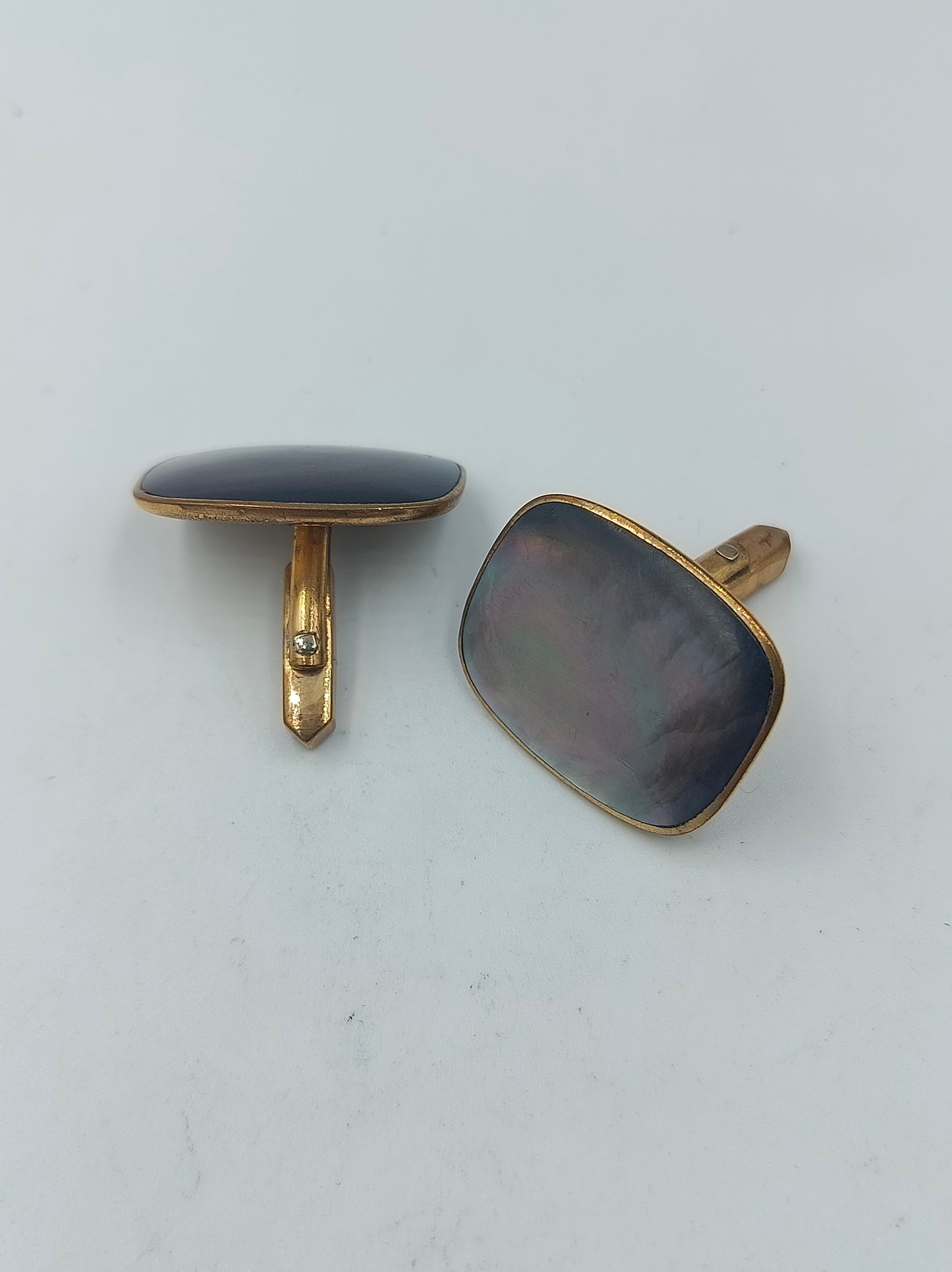 Elegante Manschettenknöpfe Goldfarben mit Perlmutt Einlage