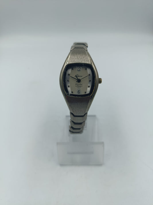 Sherri Damen Armbanduhr Vintage Silberfarben Quartz