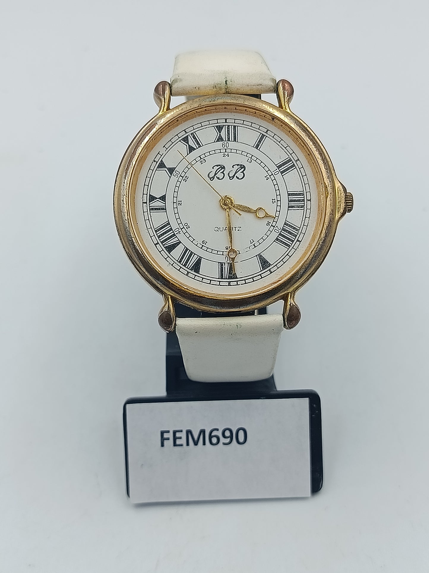 BB Damen Armbanduhr Goldoptik mit Weißem Armband Vintage