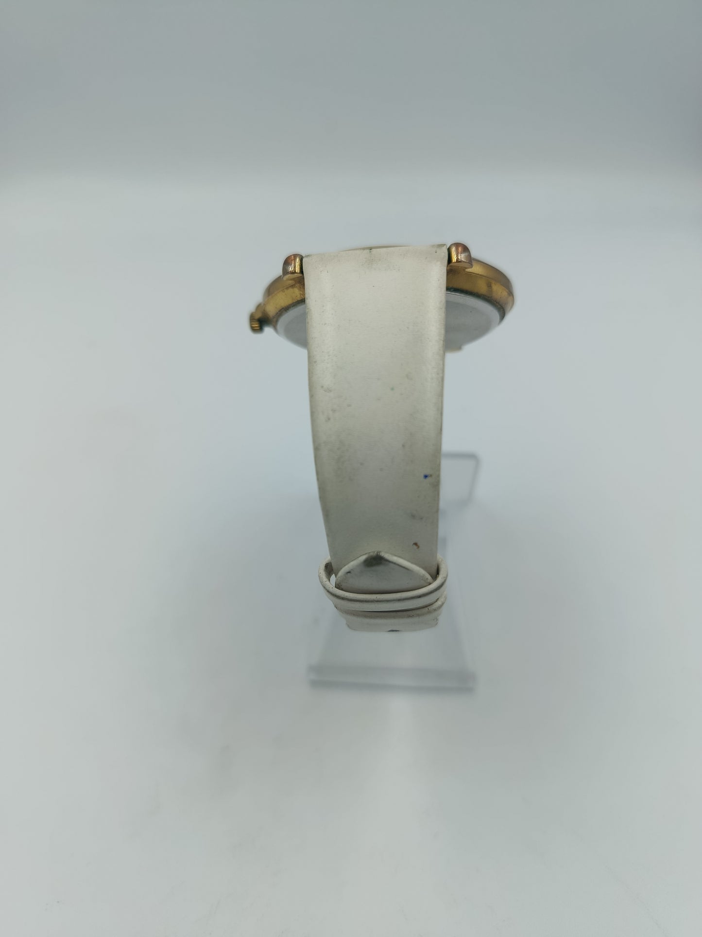 BB Damen Armbanduhr Goldoptik mit Weißem Armband Vintage