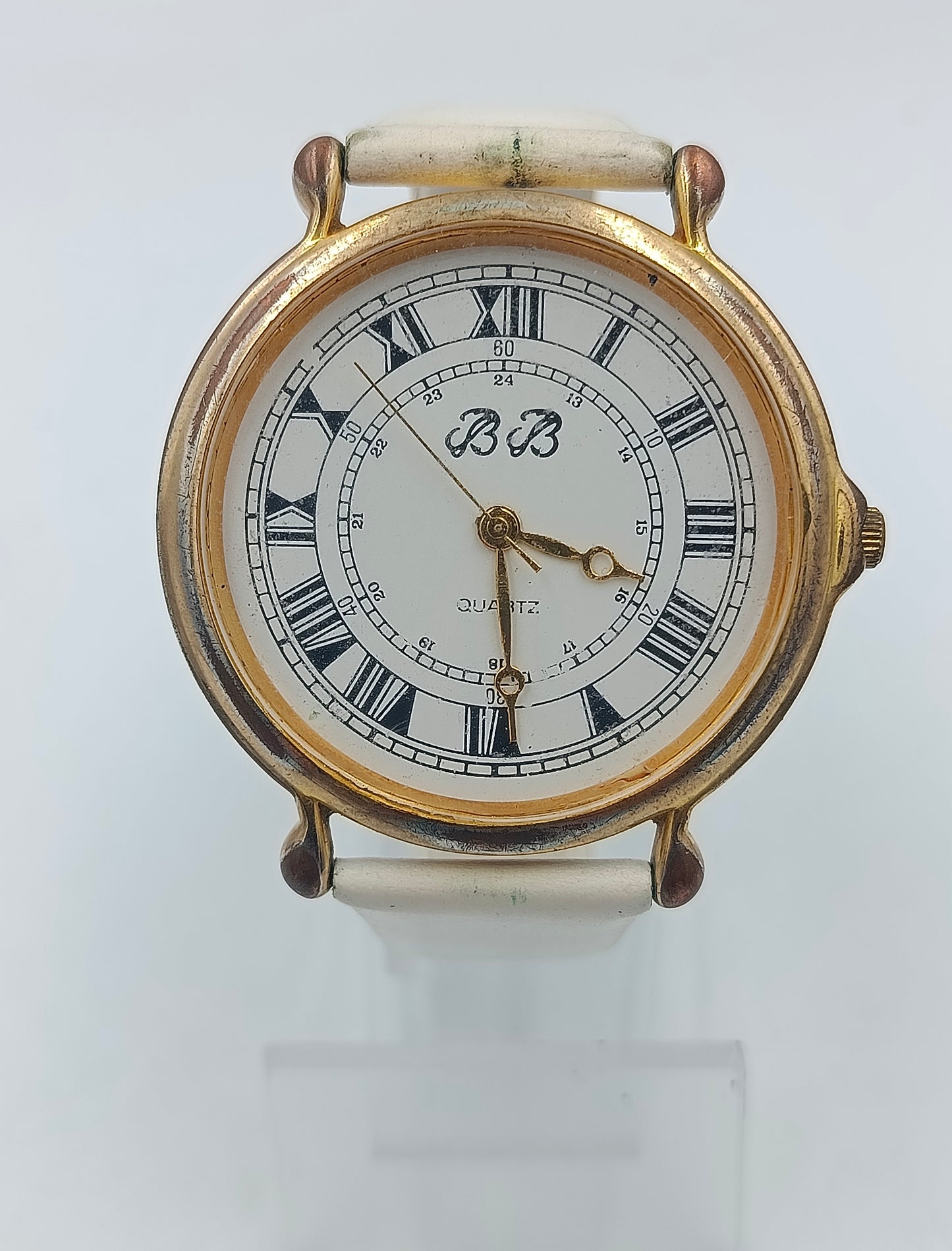 BB Damen Armbanduhr Goldoptik mit Weißem Armband Vintage