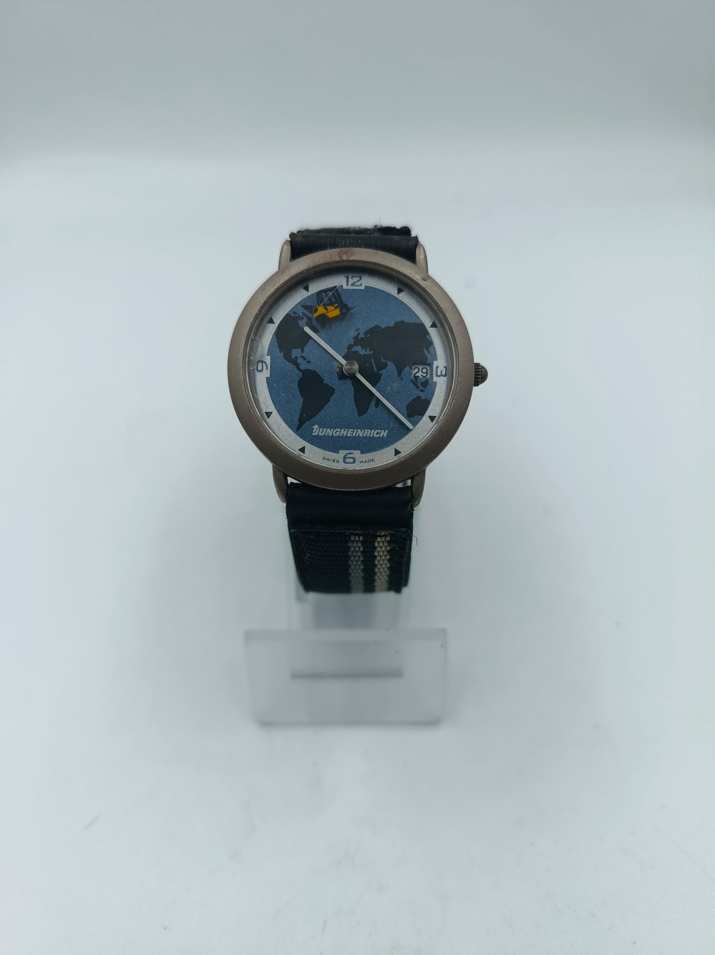 Jungheinrich Armbanduhr mit Weltkarten Design