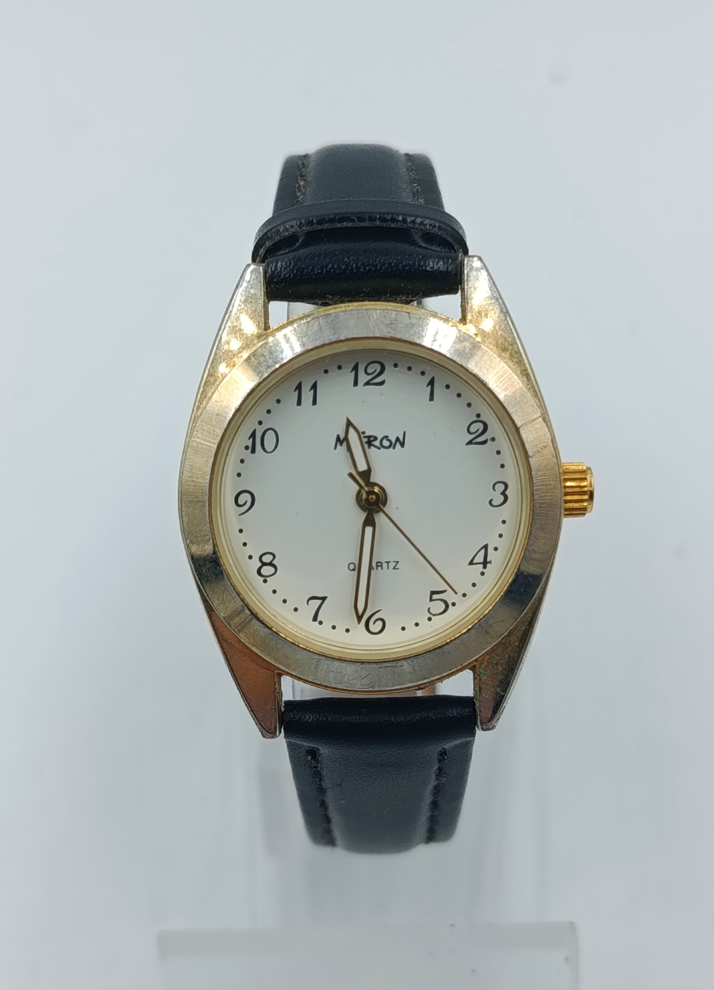 Mirron Damenarmbanduhr Gold Weiß Schwarz Quartz