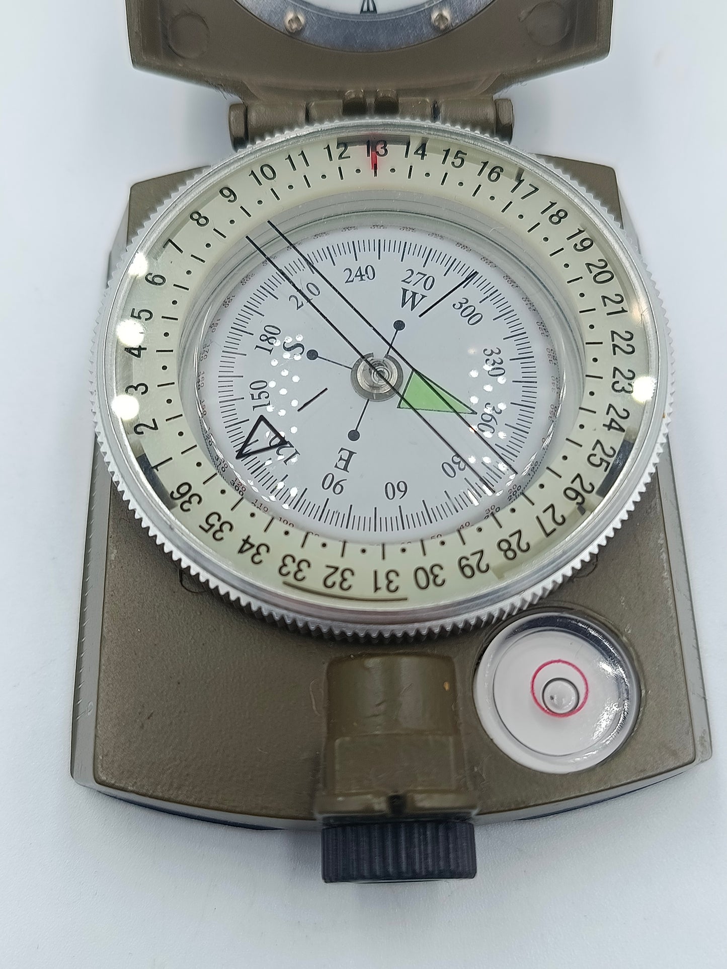 Militärischer Kompass mit Lupe und Libelle Klappbar Messing Olivegrün