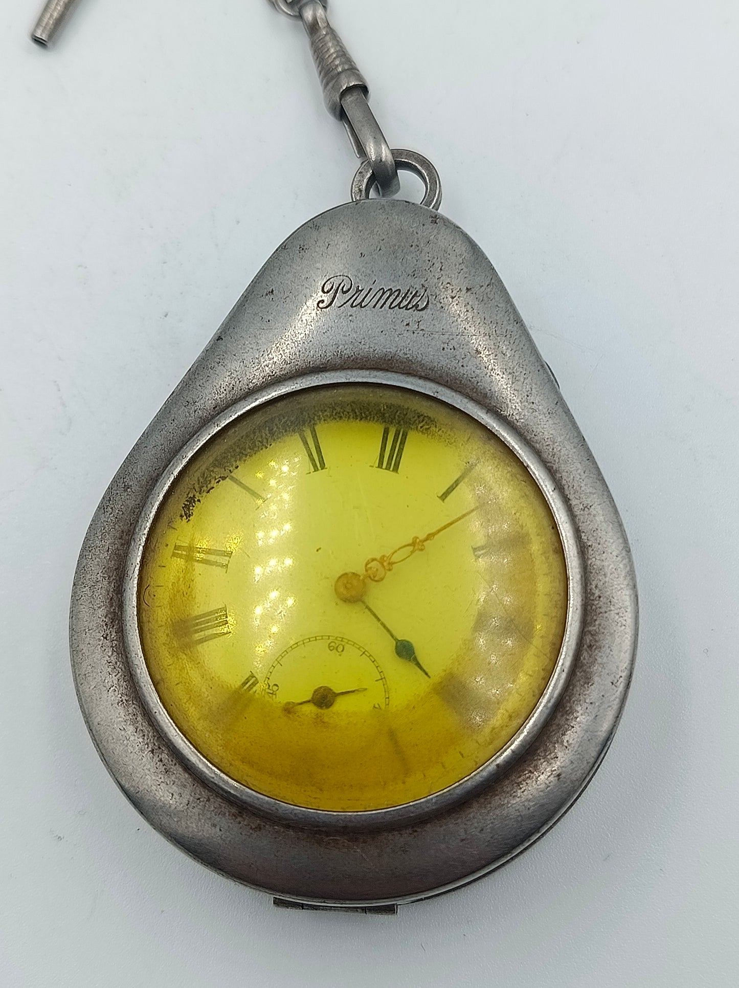 Antike Schlüsselaufzug Taschenuhr Primus mit Kette und Schlüsseln