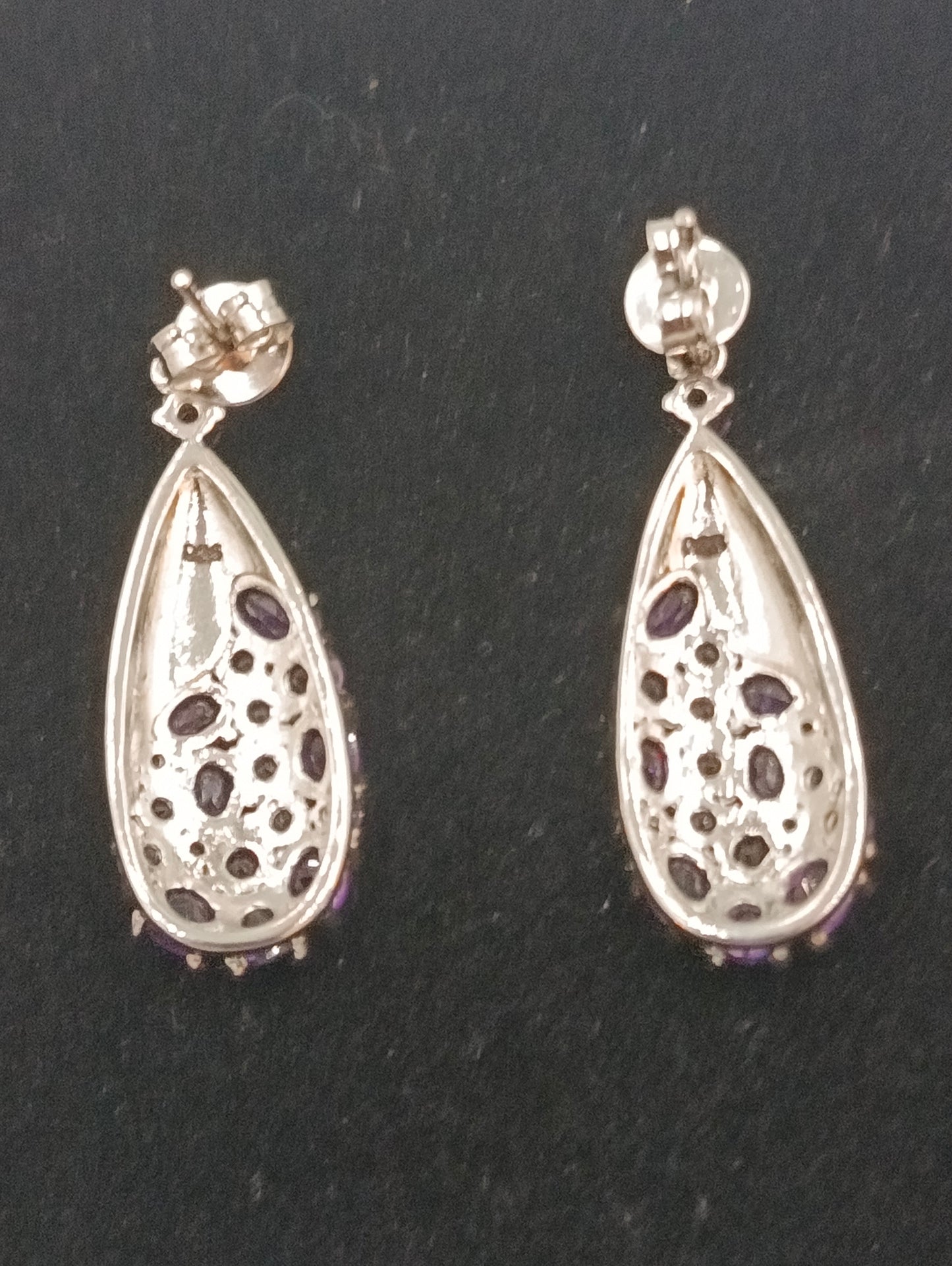 925 Silber Ohrringe mit violetten Steinen elegant