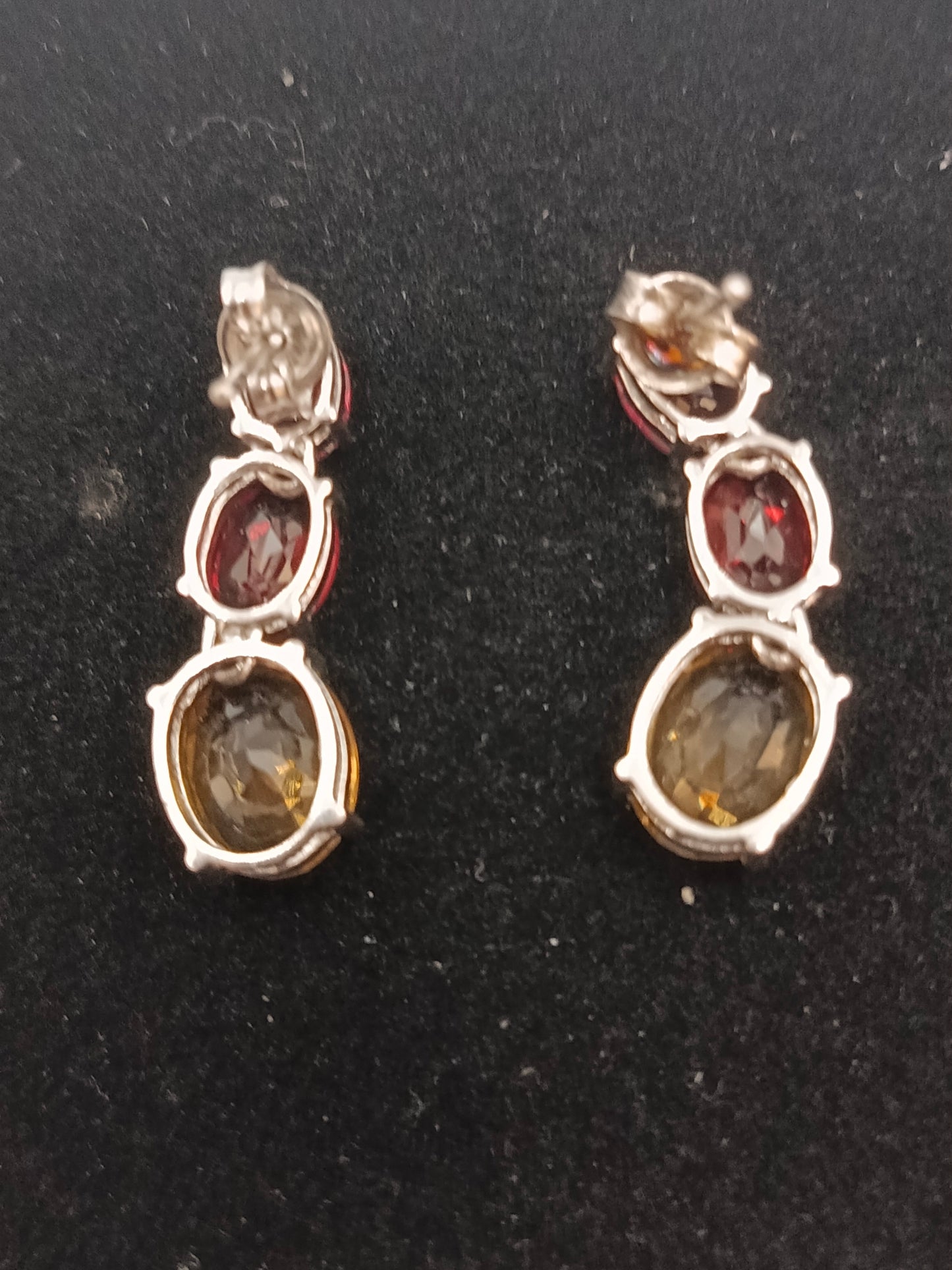 925 Silber Ohrringe mit roten und gelben Steinen elegant