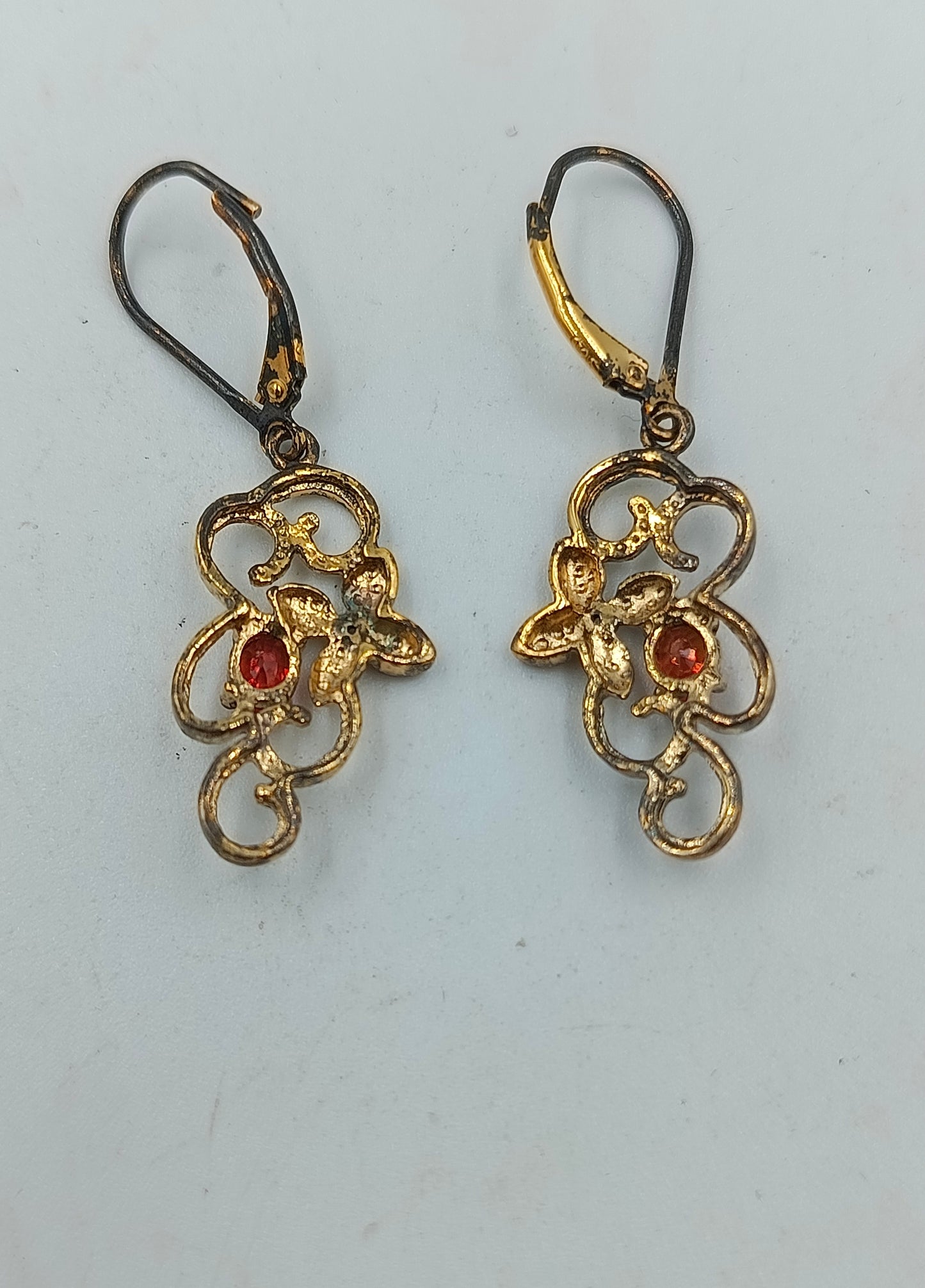 925 Silber vergoldete Ohrringe mit rotem Stein Vintage Stil