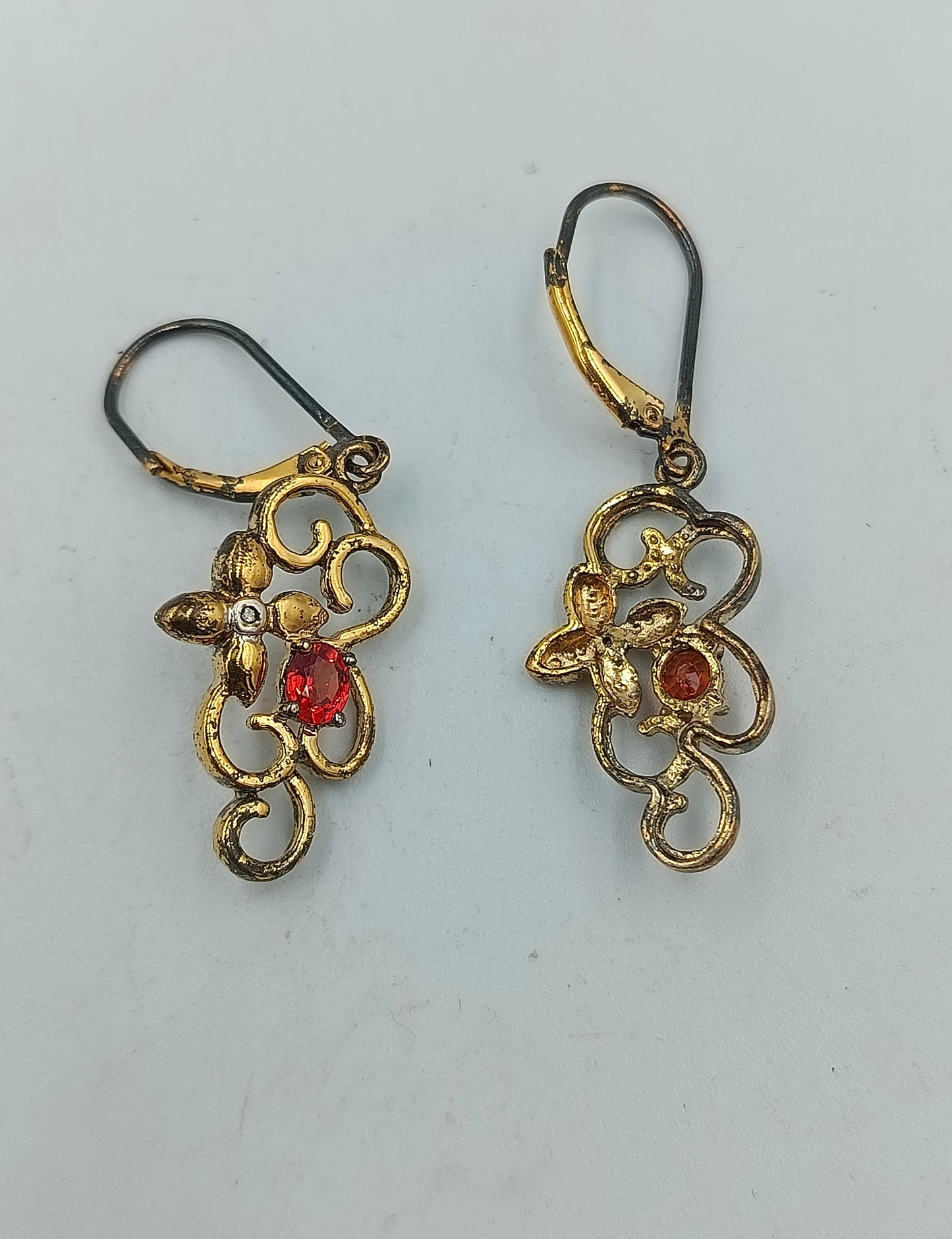 925 Silber vergoldete Ohrringe mit rotem Stein Vintage Stil