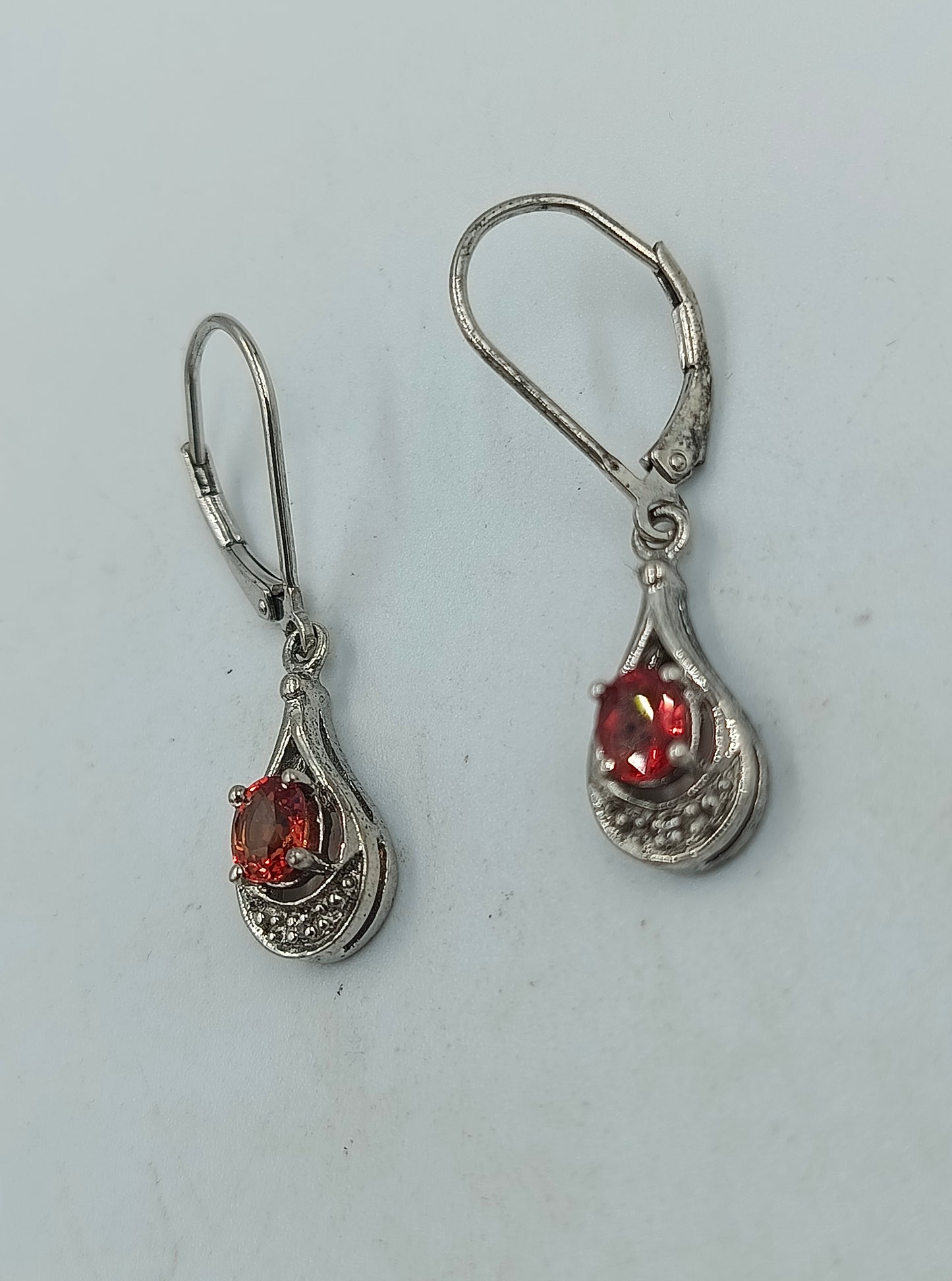 925 Silber Ohrringe mit rotem Stein Tropfenform elegant