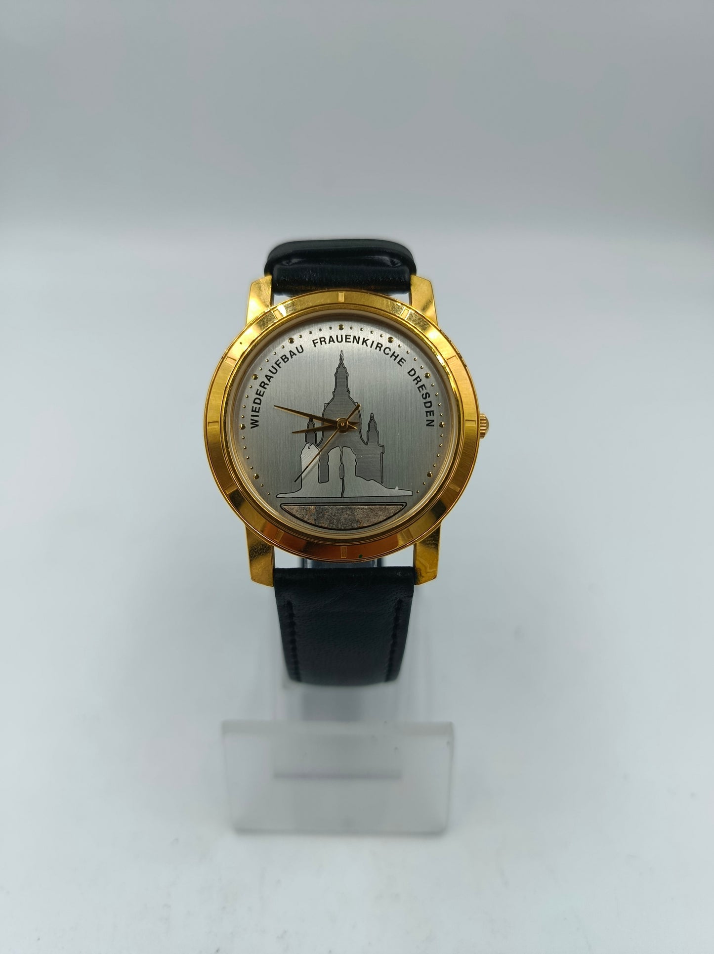 Armbanduhr Frauenkirche Dresden 1999 Goldfarben mit Lederband