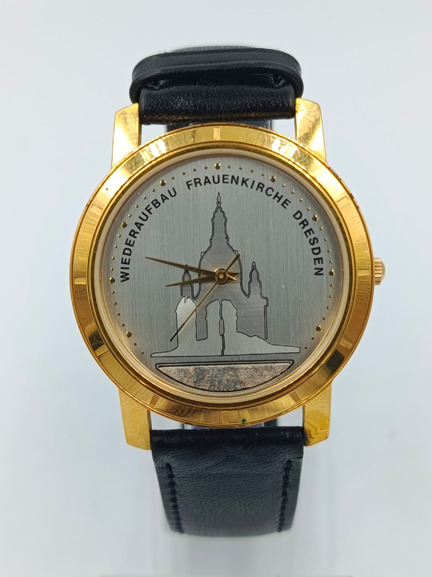 Armbanduhr Frauenkirche Dresden 1999 Goldfarben mit Lederband