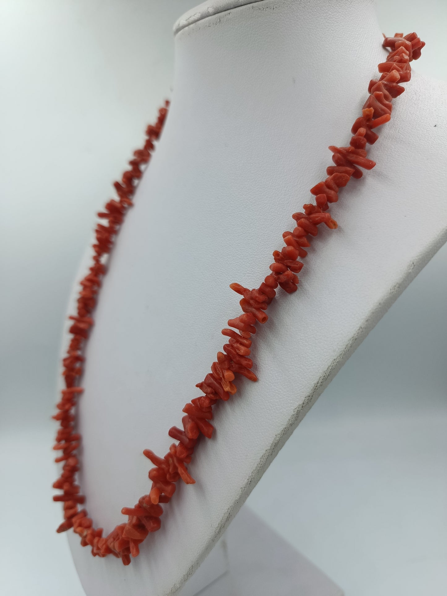 Rote Korallen Halskette mit echten Korallensplittern