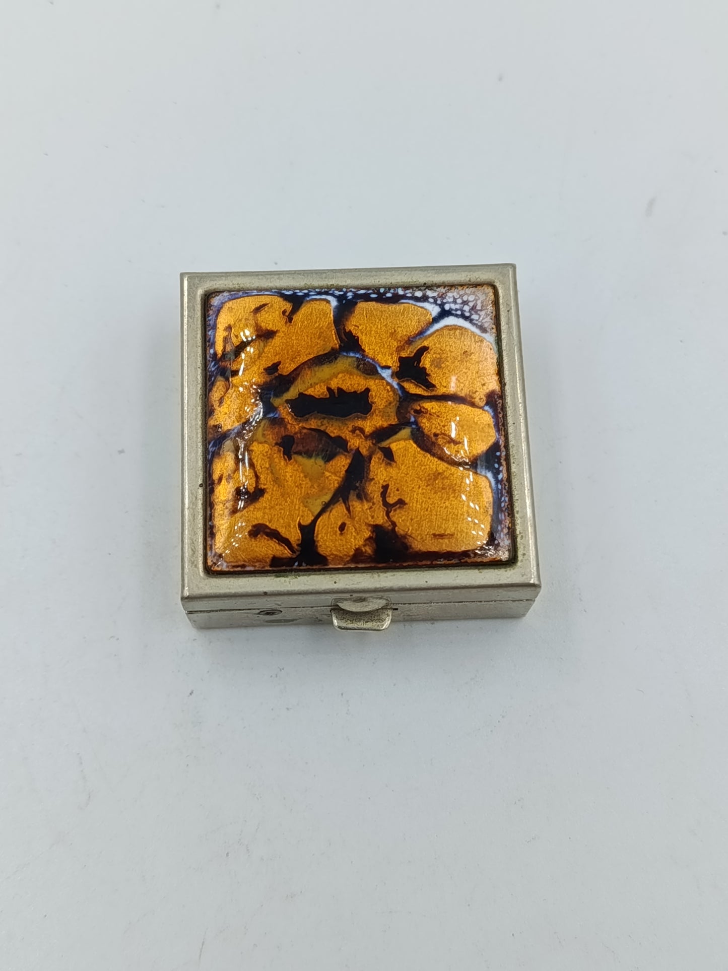 Kleine Metall Dose mit Emaille Deckel Motiv Orange