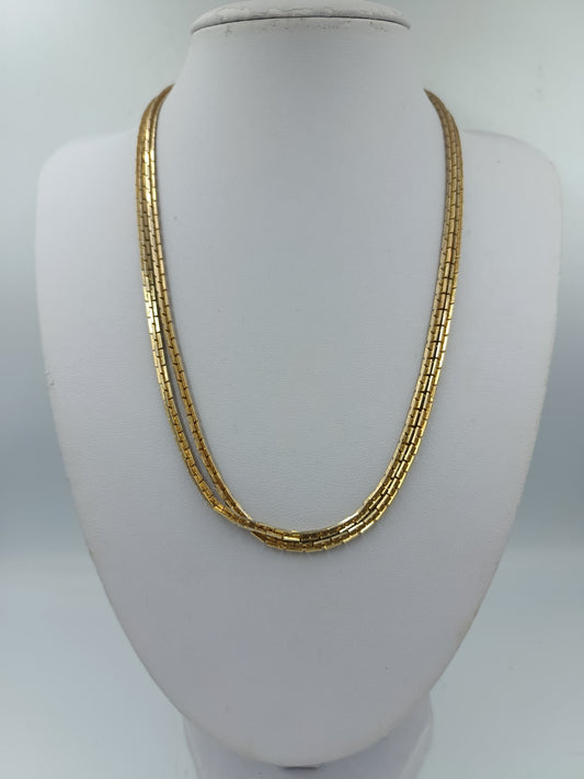 Vergoldete Kette im Gliederdesign