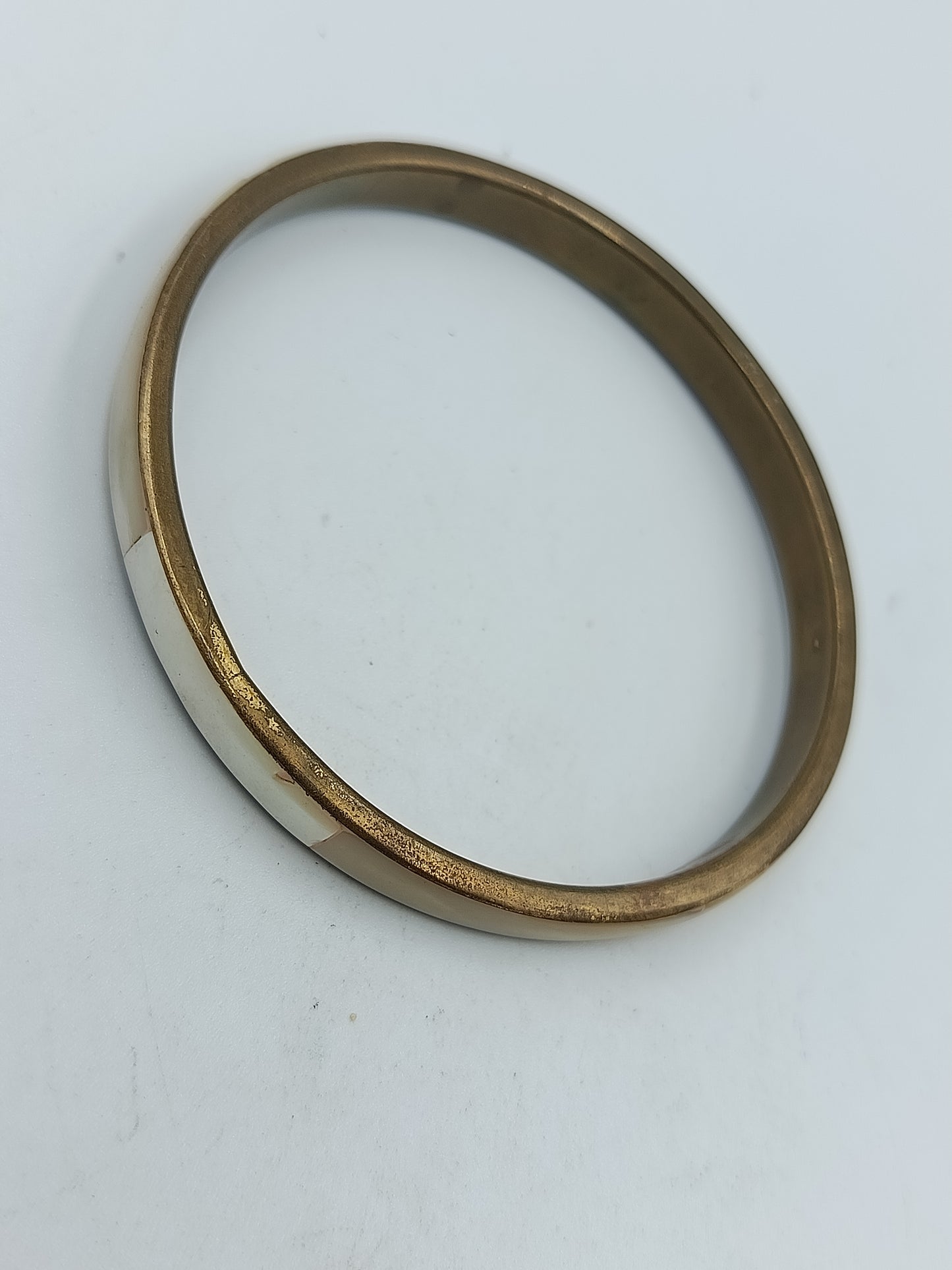 Vintage Armreif in Goldoptik mit Perlmutt Intarsien