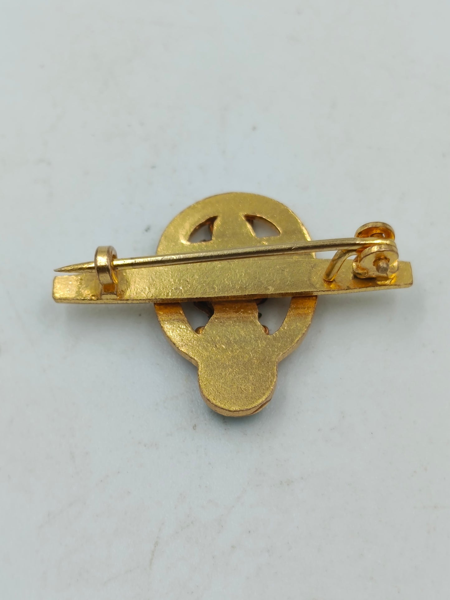 Ehrennadel 40 Jahre goldfarben mit Eichenlaub Motiv Vintage