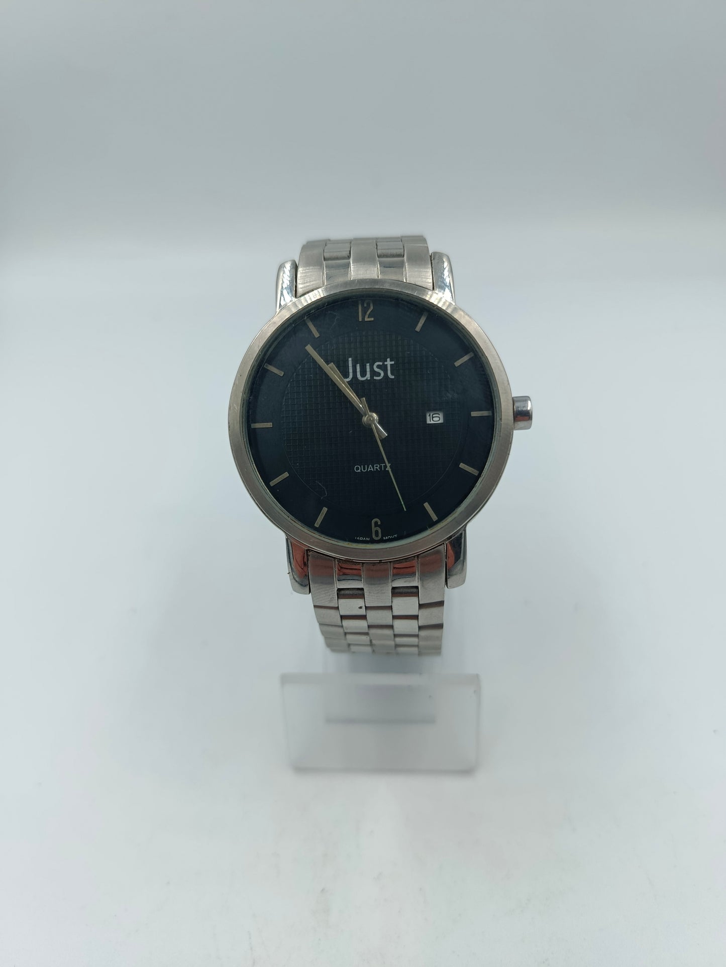 Just Herrenuhr silberfarben mit schwarzem Zifferblatt und Datumsanzeige