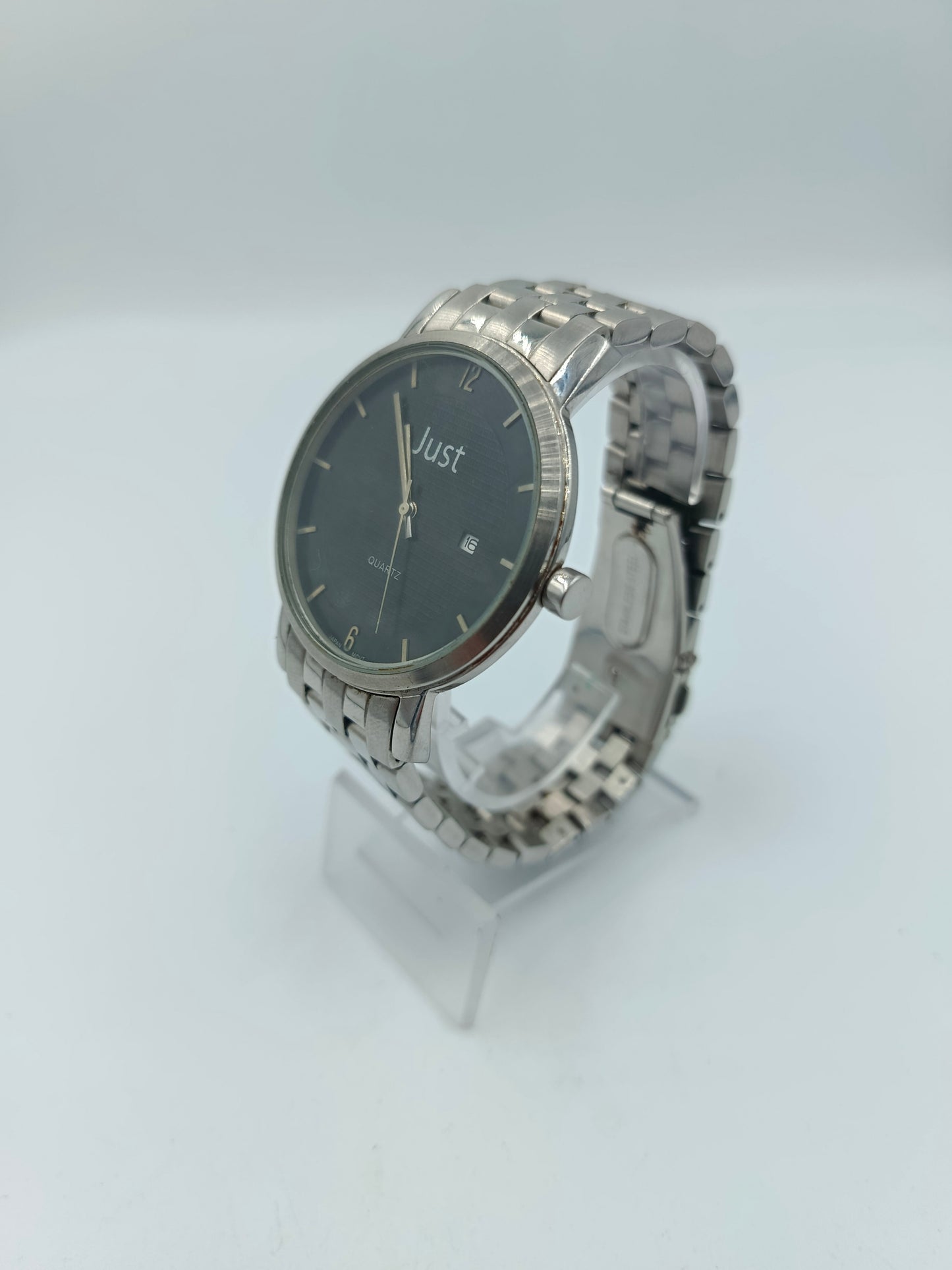 Just Herrenuhr silberfarben mit schwarzem Zifferblatt und Datumsanzeige