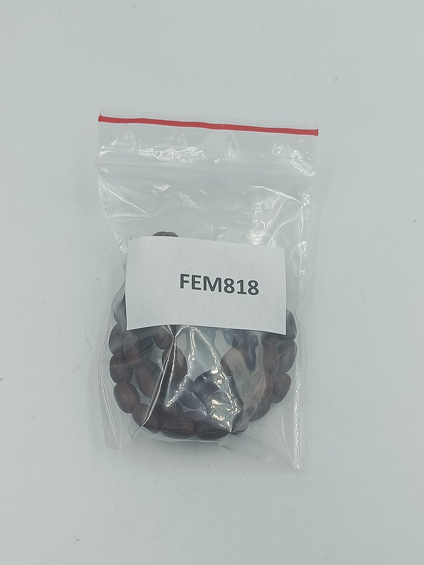 Dunkelbraune Holzkette im Naturstil handgearbeitet in ovaler Form