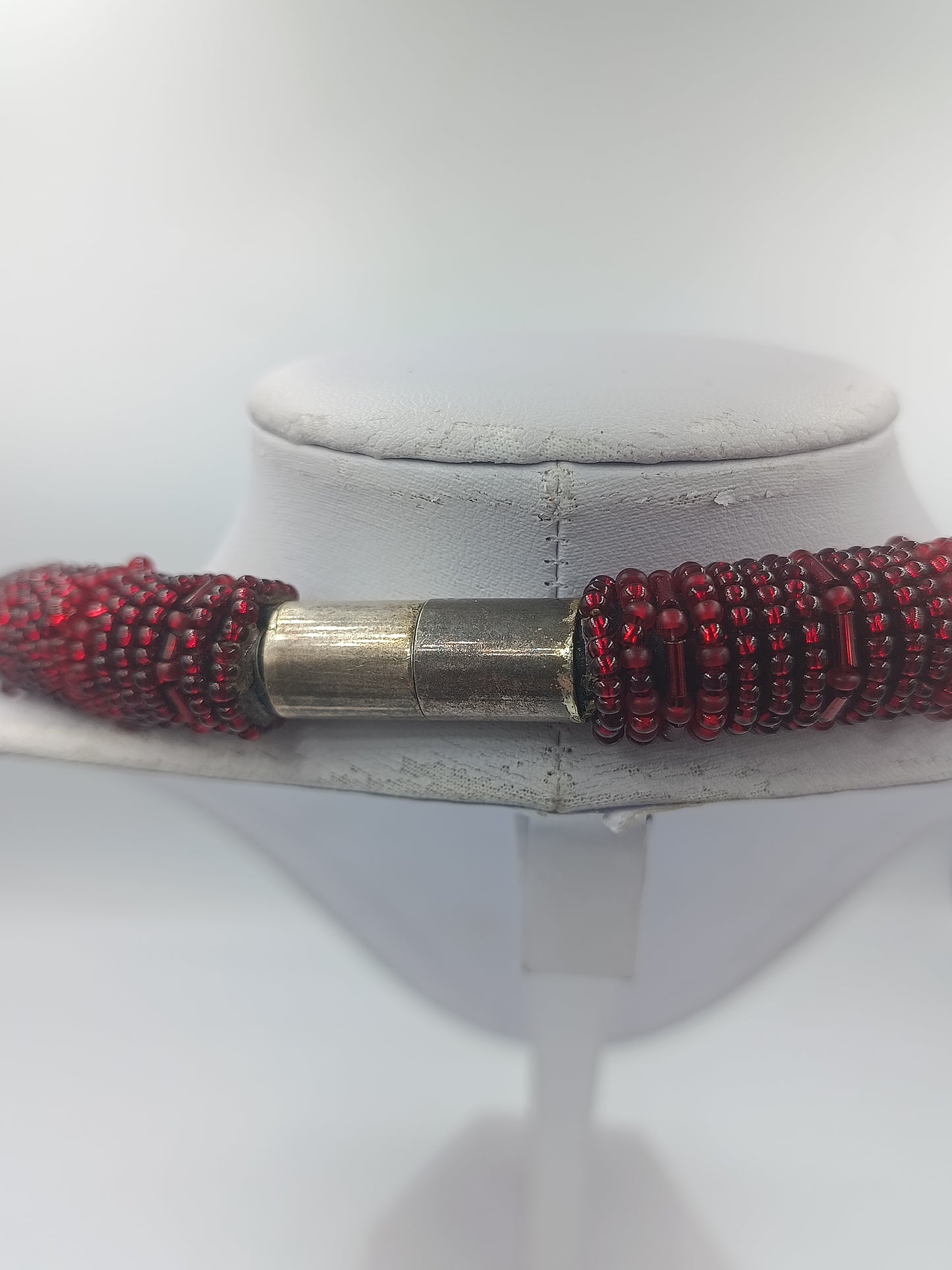 Rote Glasperlen Halskette im Röhren Design